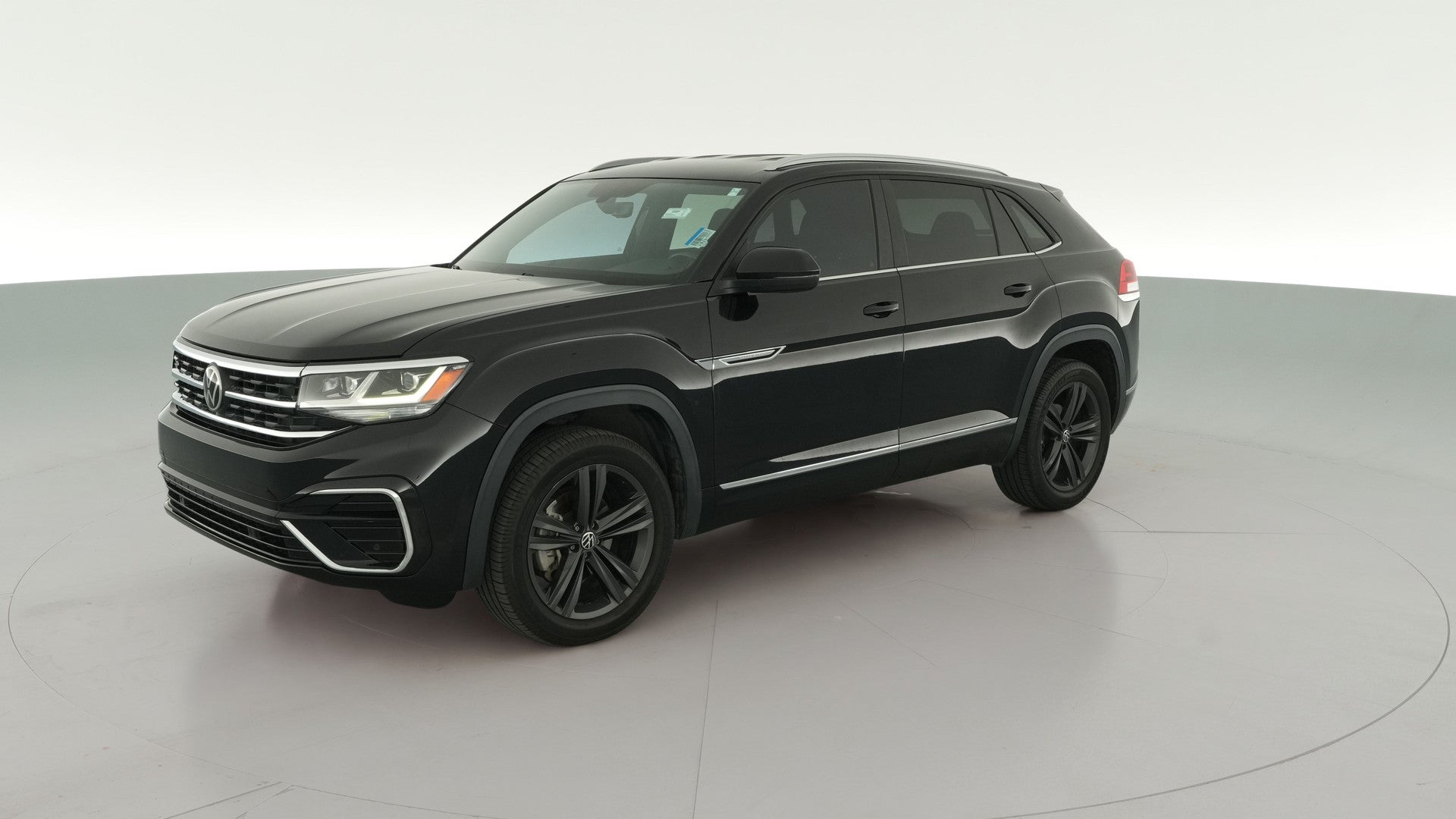 2021 Volkswagen Atlas Cross Sport vehicle photo