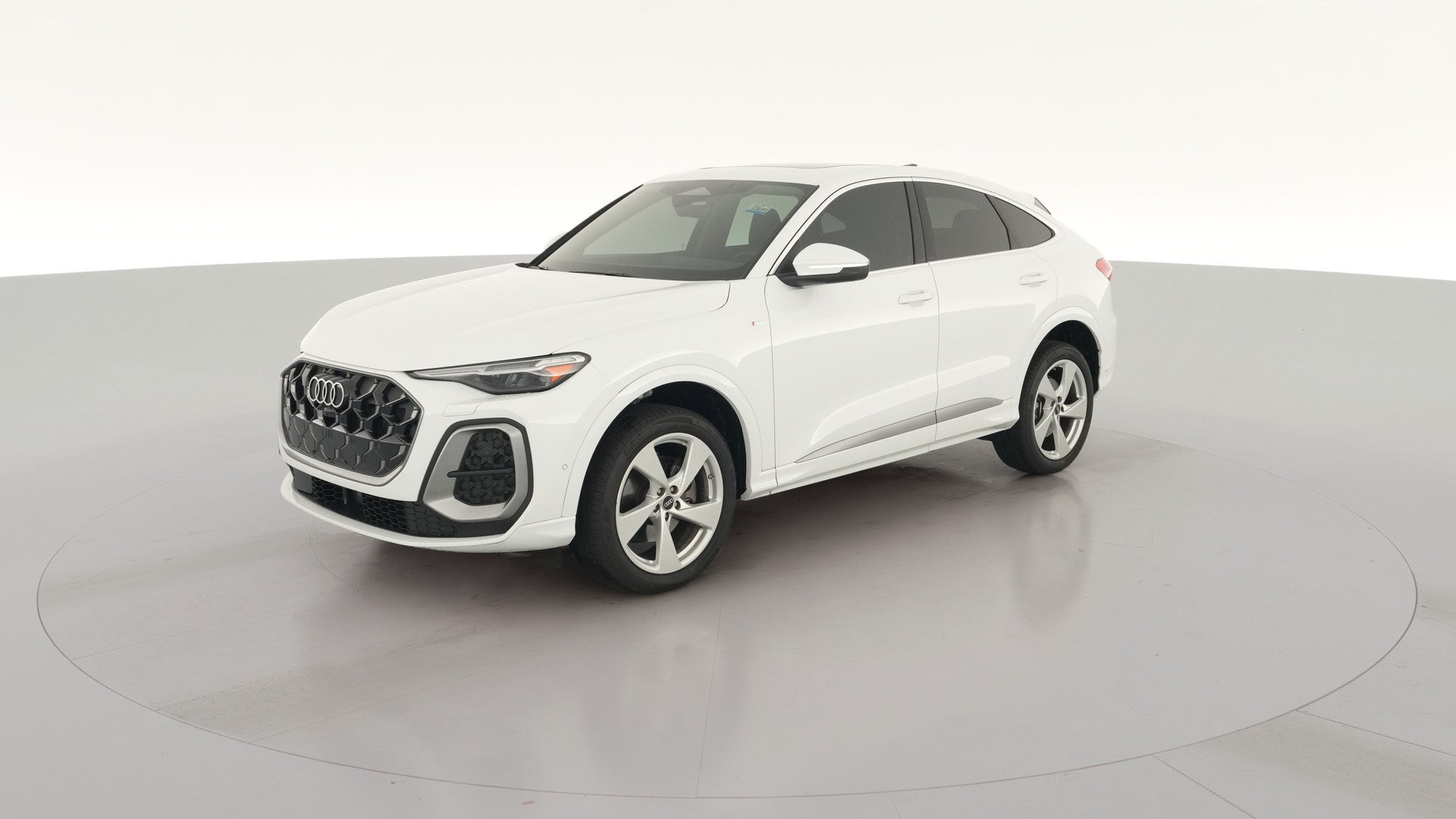 2025 Audi Q5 Sportback vehicle photo