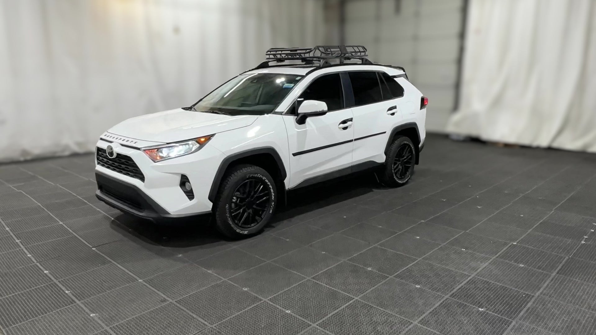 2020 Toyota RAV4 vehicle photo