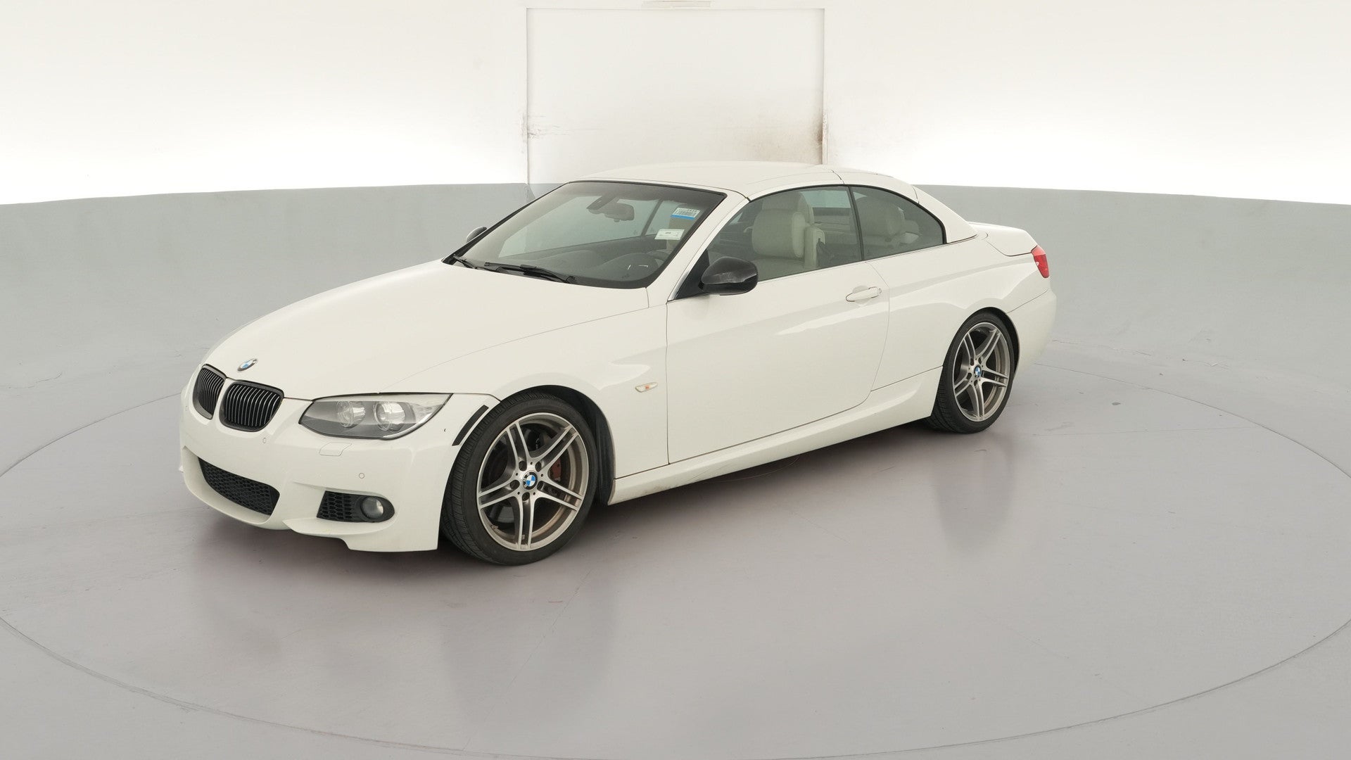 2012 BMW 3 Series vehicle photo