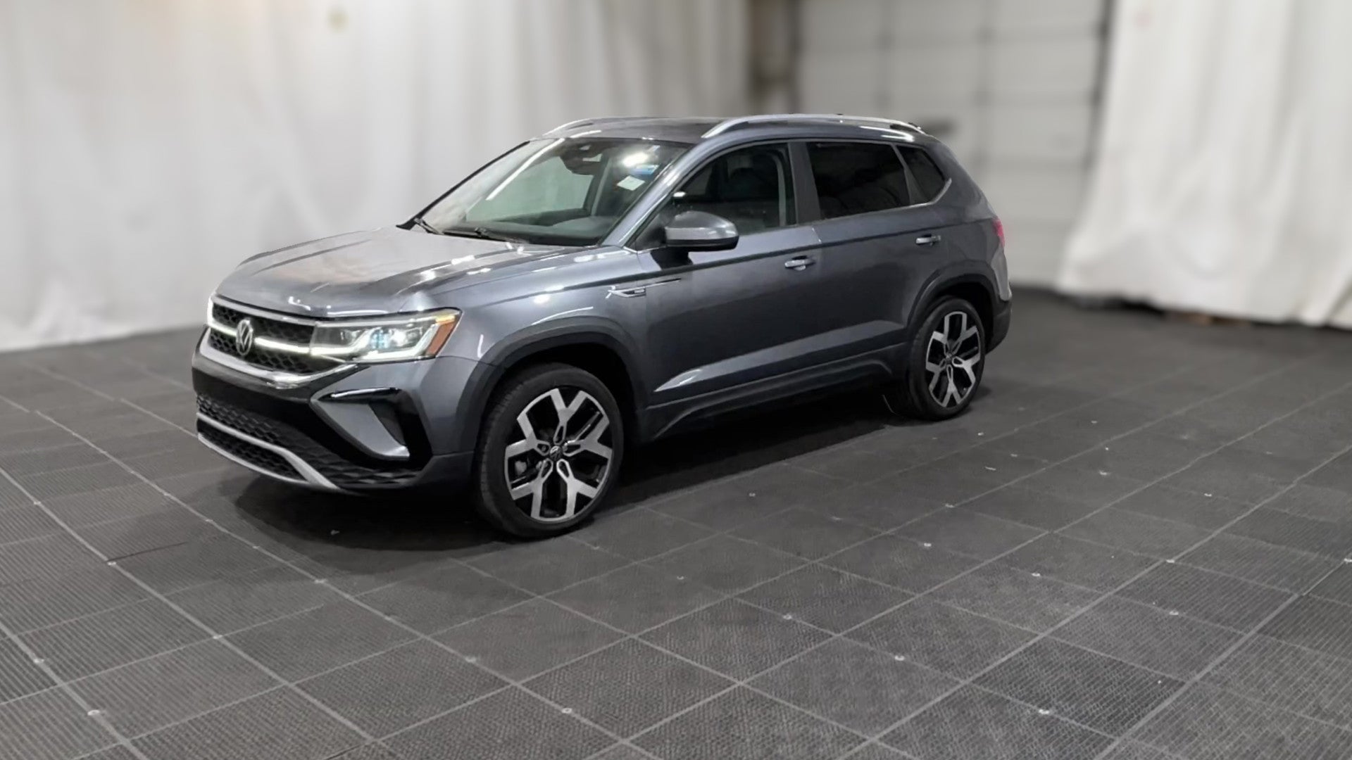 2022 Volkswagen Taos vehicle photo