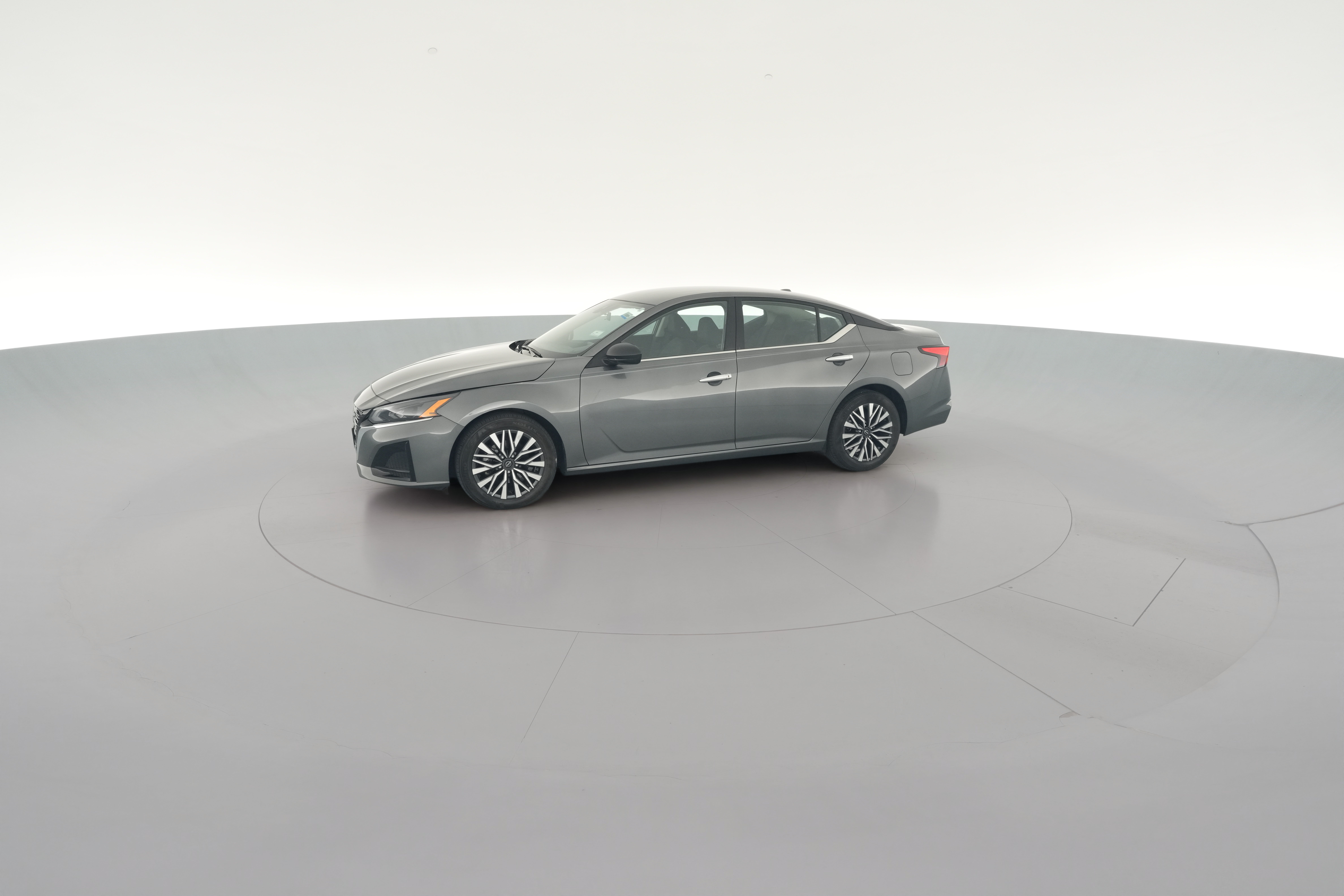 2025 Nissan Altima SV - Photo 20