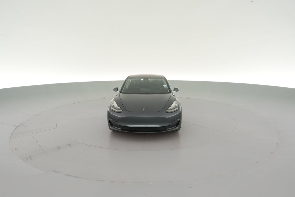 2018 Tesla Model 3 Long Range Rear-Wheel Drive in Gray — 360° view 1