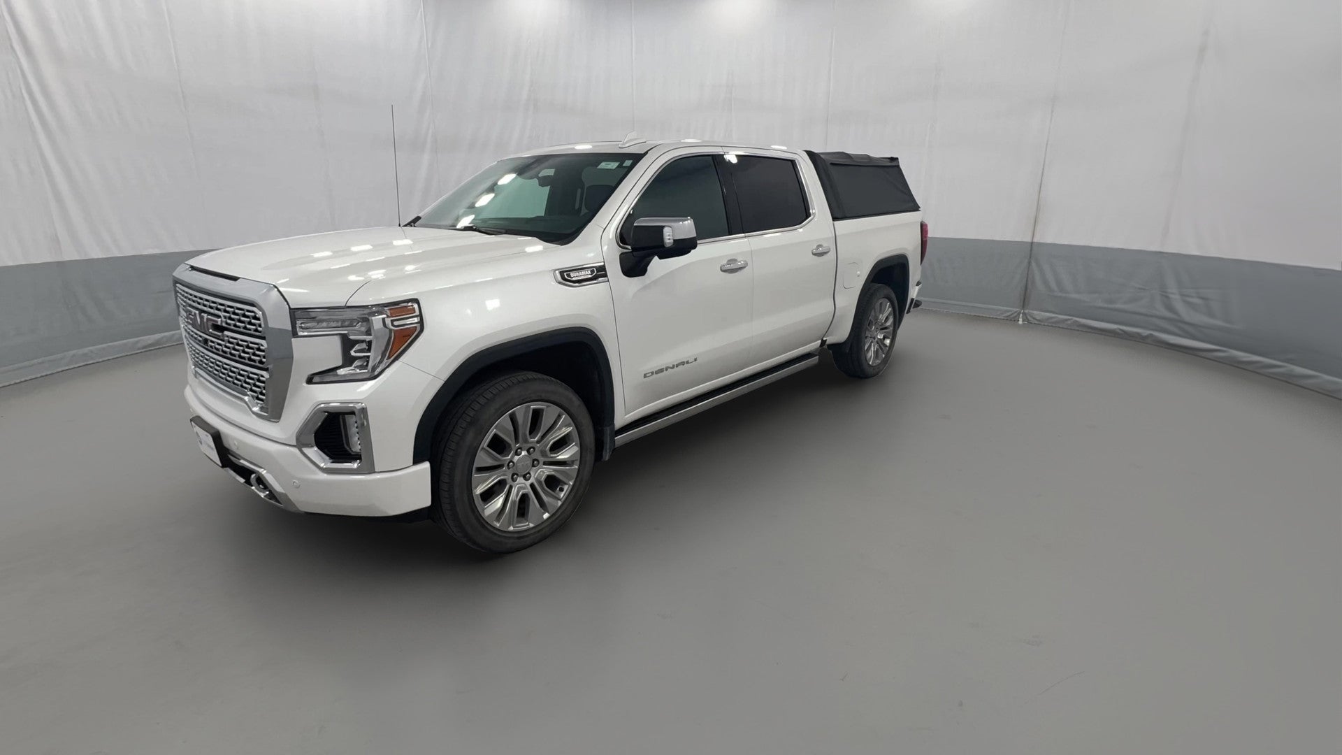 2021 GMC Sierra 1500 Crew Cab vehicle photo