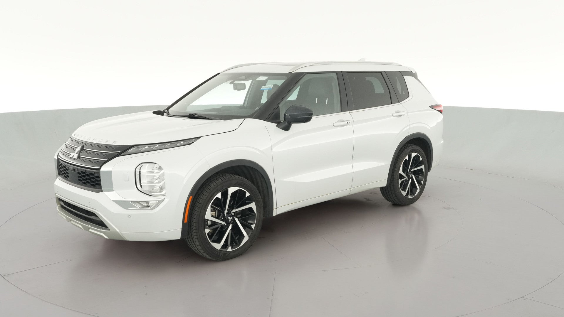 2022 Mitsubishi Outlander vehicle photo