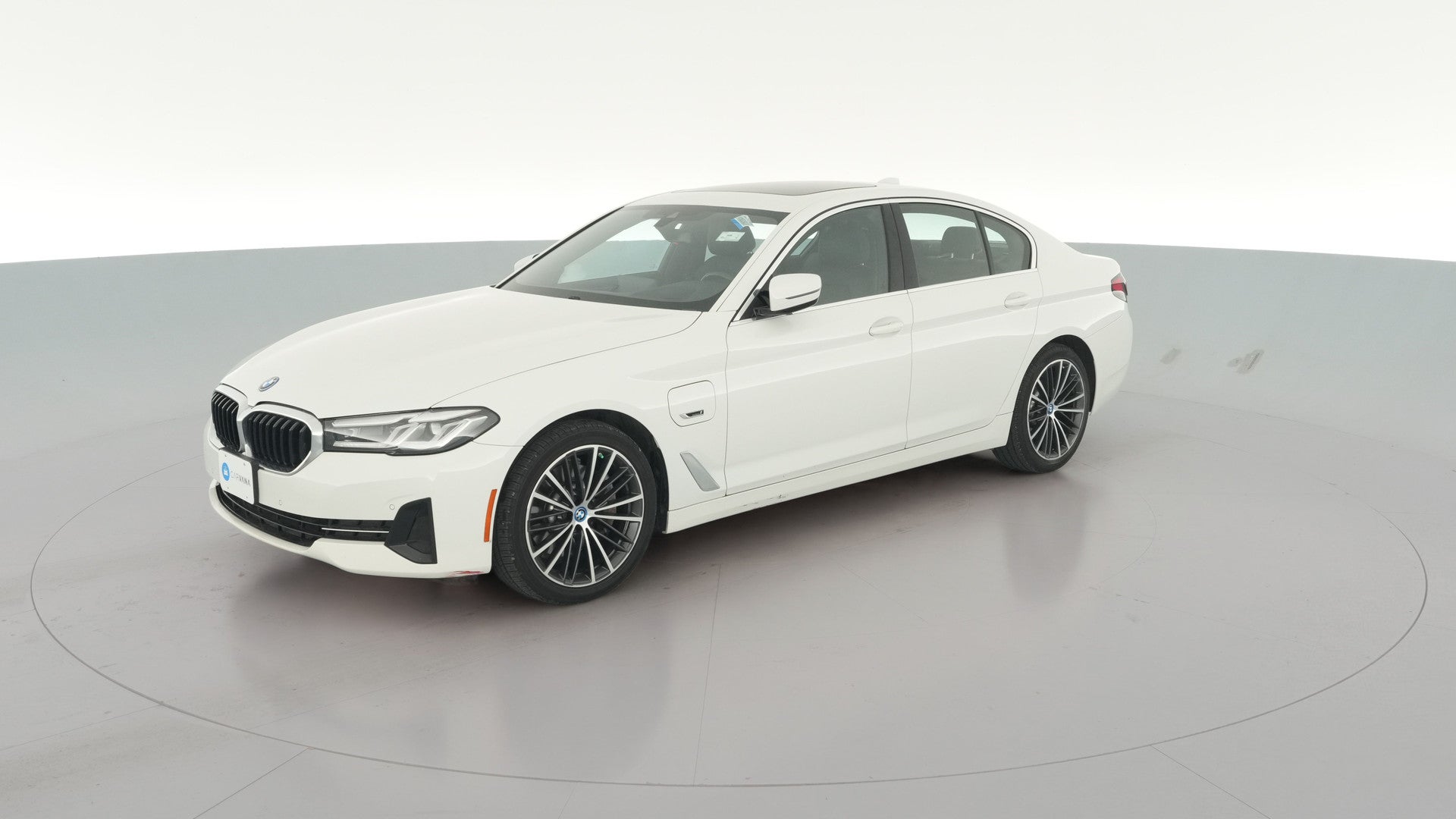 2023 BMW 5 Series vehicle photo
