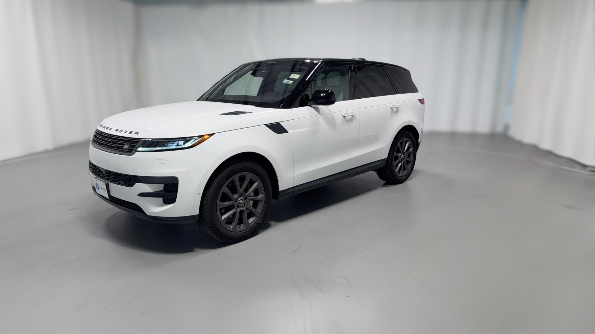 2023 Land Rover Range Rover Sport vehicle photo