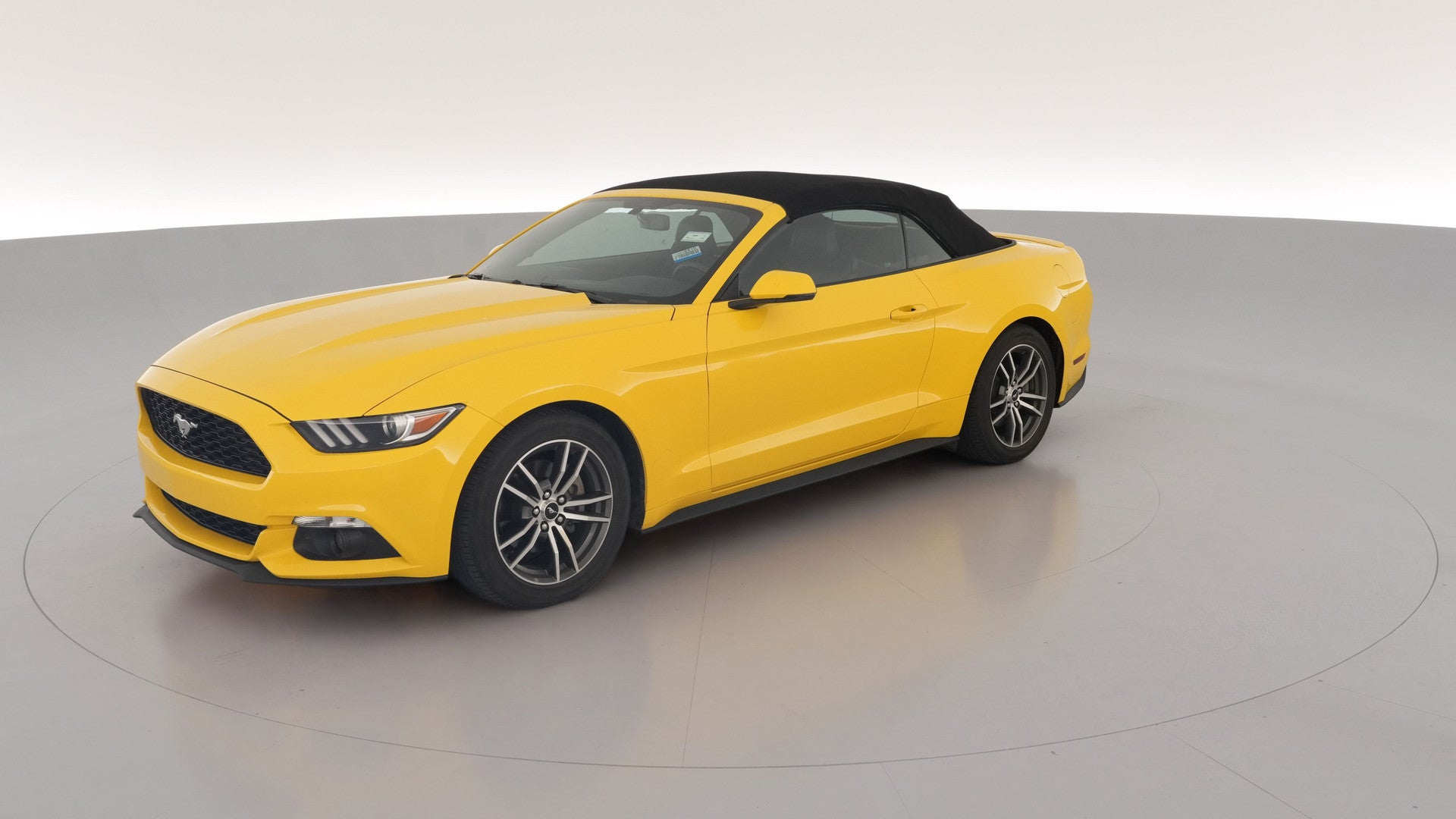 2017 Ford Mustang vehicle photo