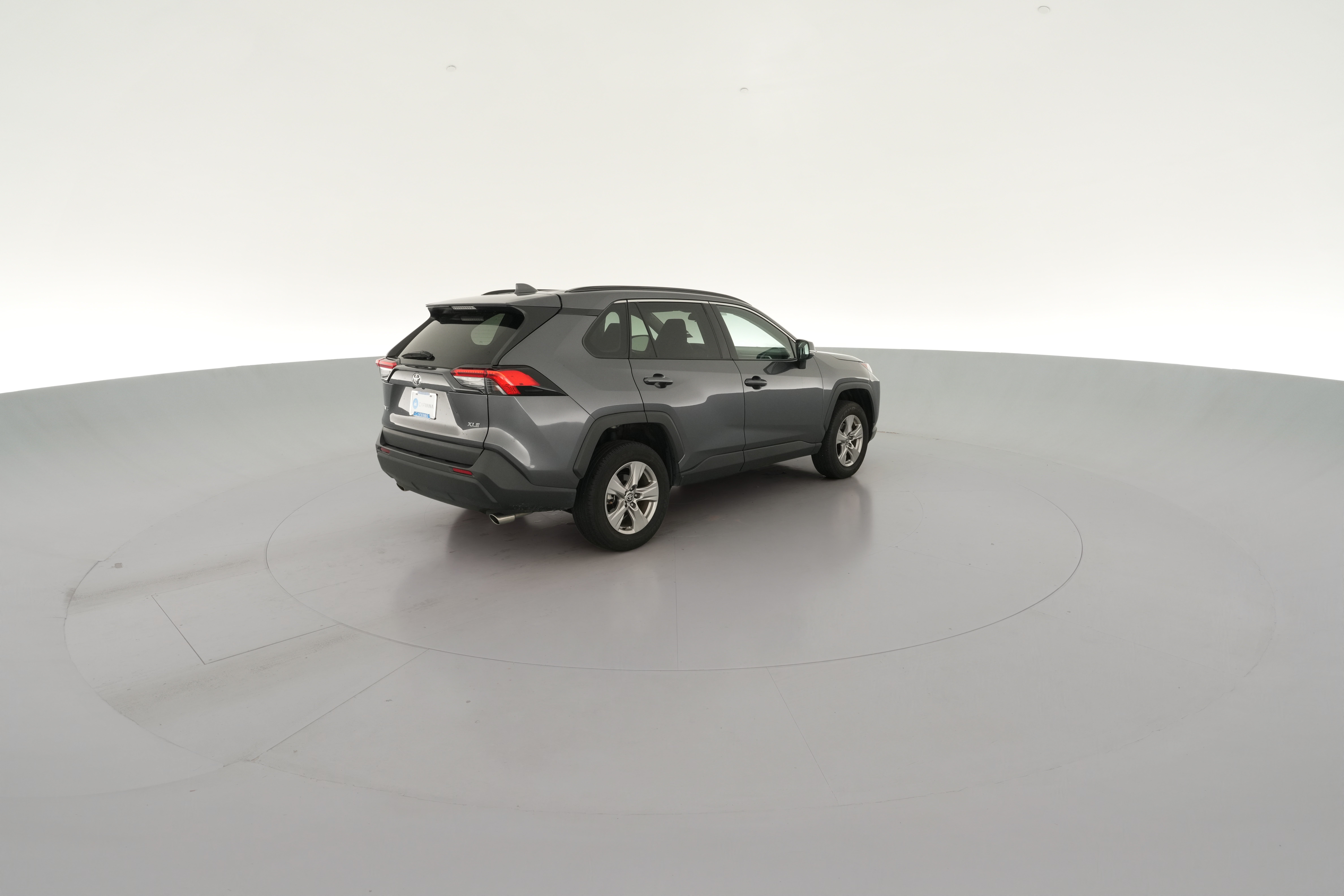 2025 Toyota RAV4 XLE - Photo 32
