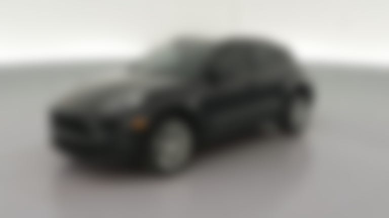 2020 Porsche Macan vehicle photo