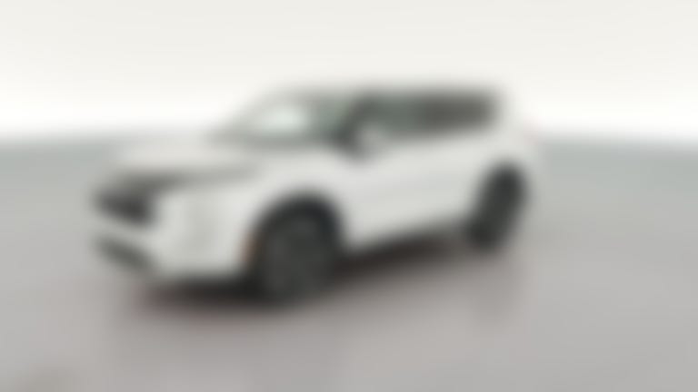 2024 Mitsubishi Outlander vehicle photo