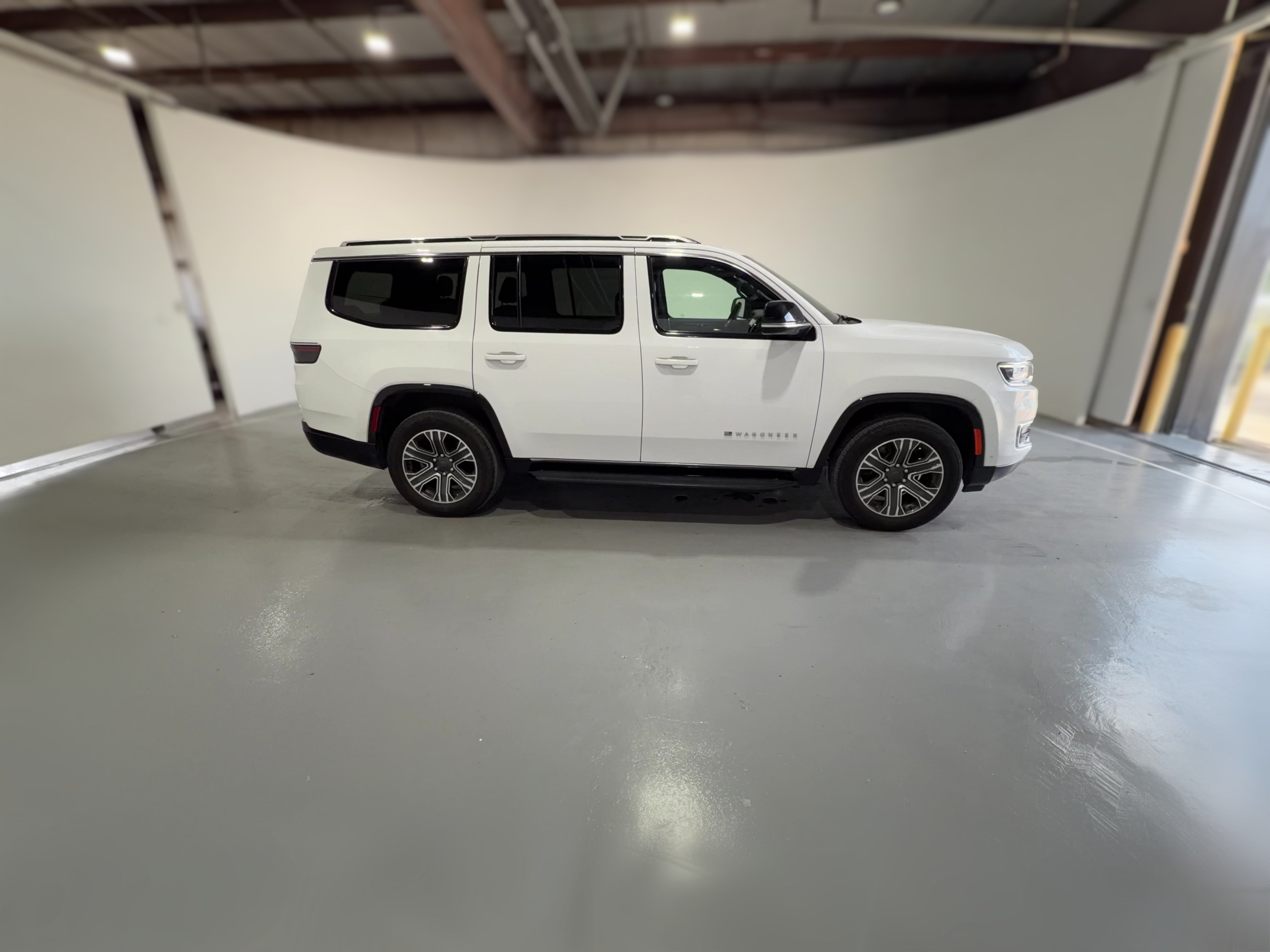 2024 Jeep Wagoneer Series II - Photo 41