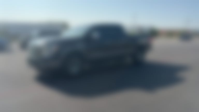 2019 Nissan TITAN XD Crew Cab vehicle photo