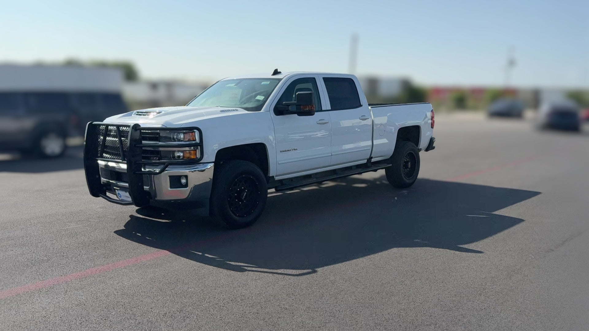 2018 Chevrolet Silverado 2500 HD Crew Cab vehicle photo