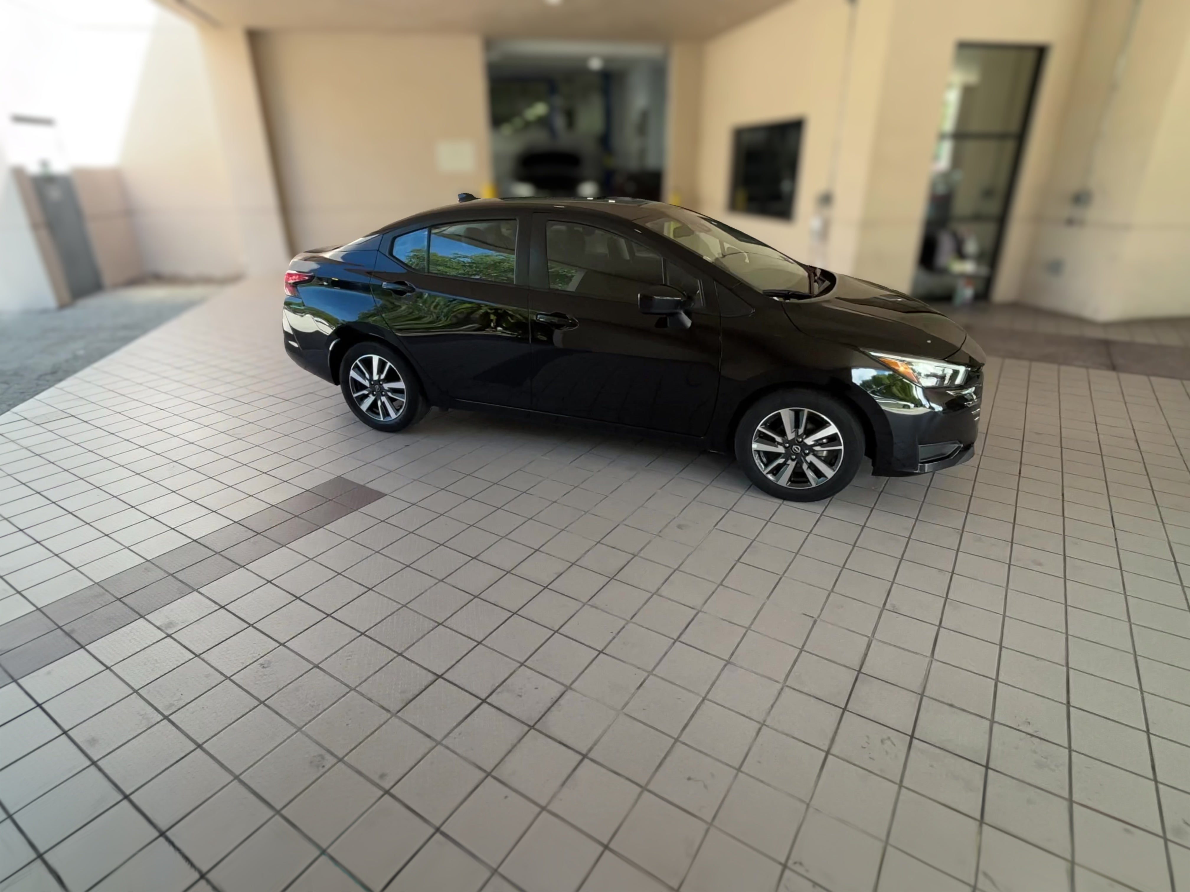 2025 Nissan Versa Sedan SV - Photo 27