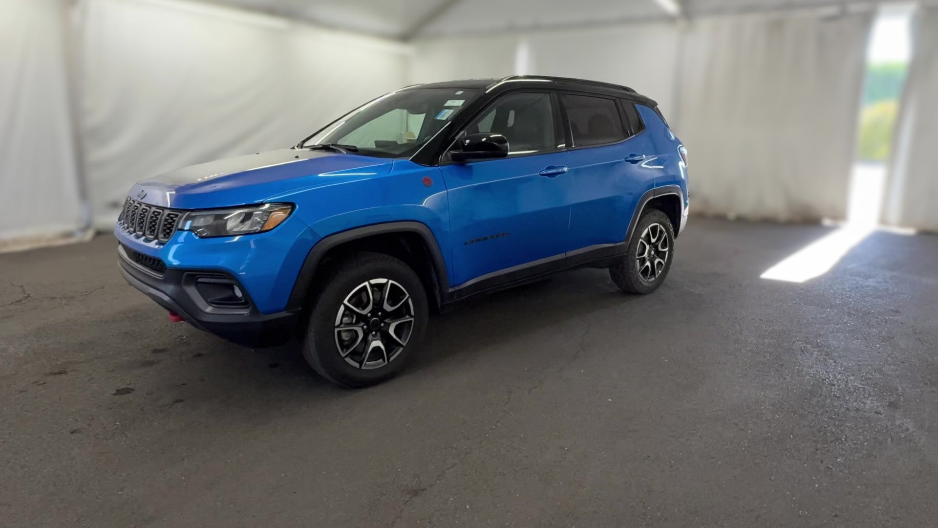 2025 Jeep Compass vehicle photo