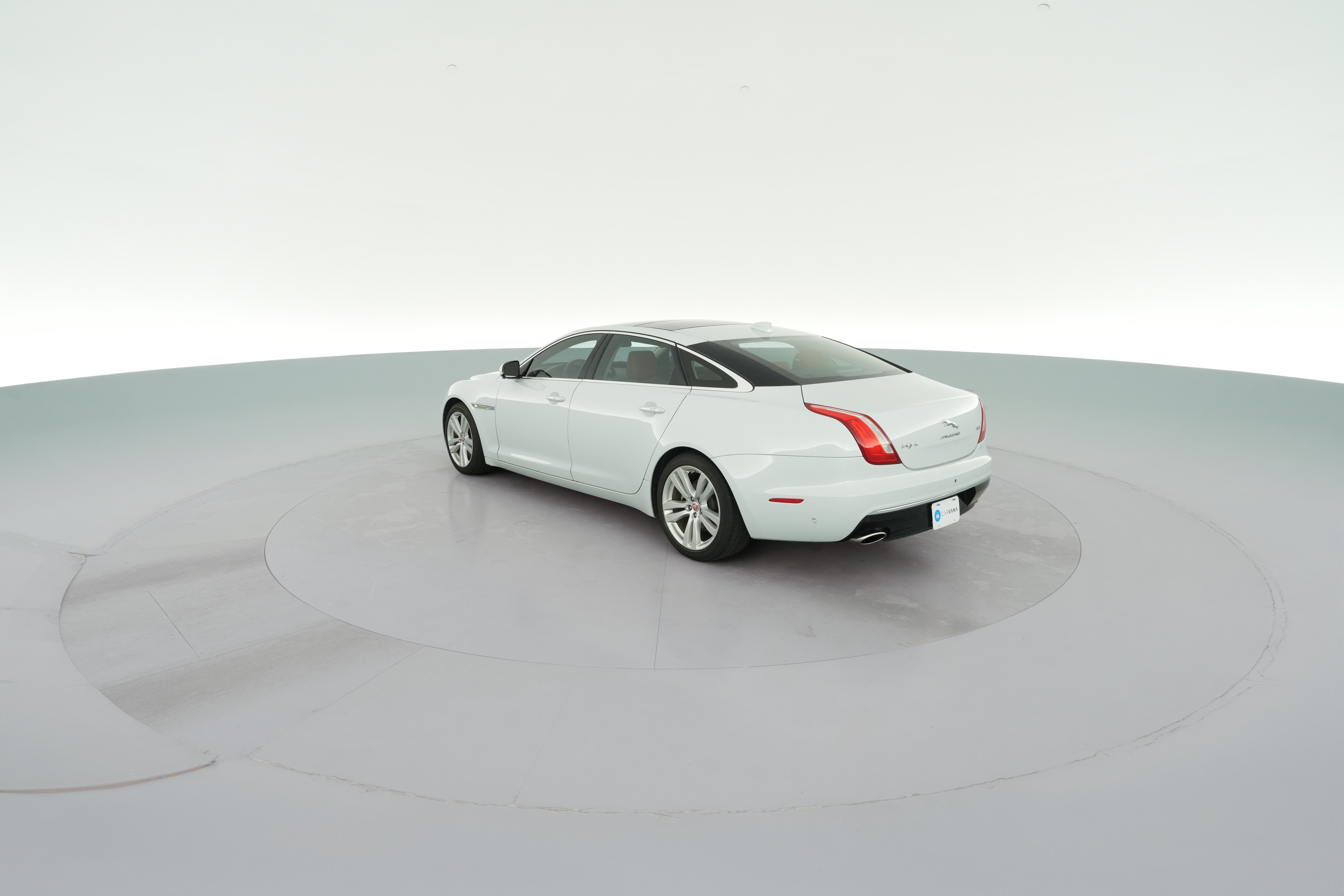 2016 Jaguar XJ Portfolio - Photo 32