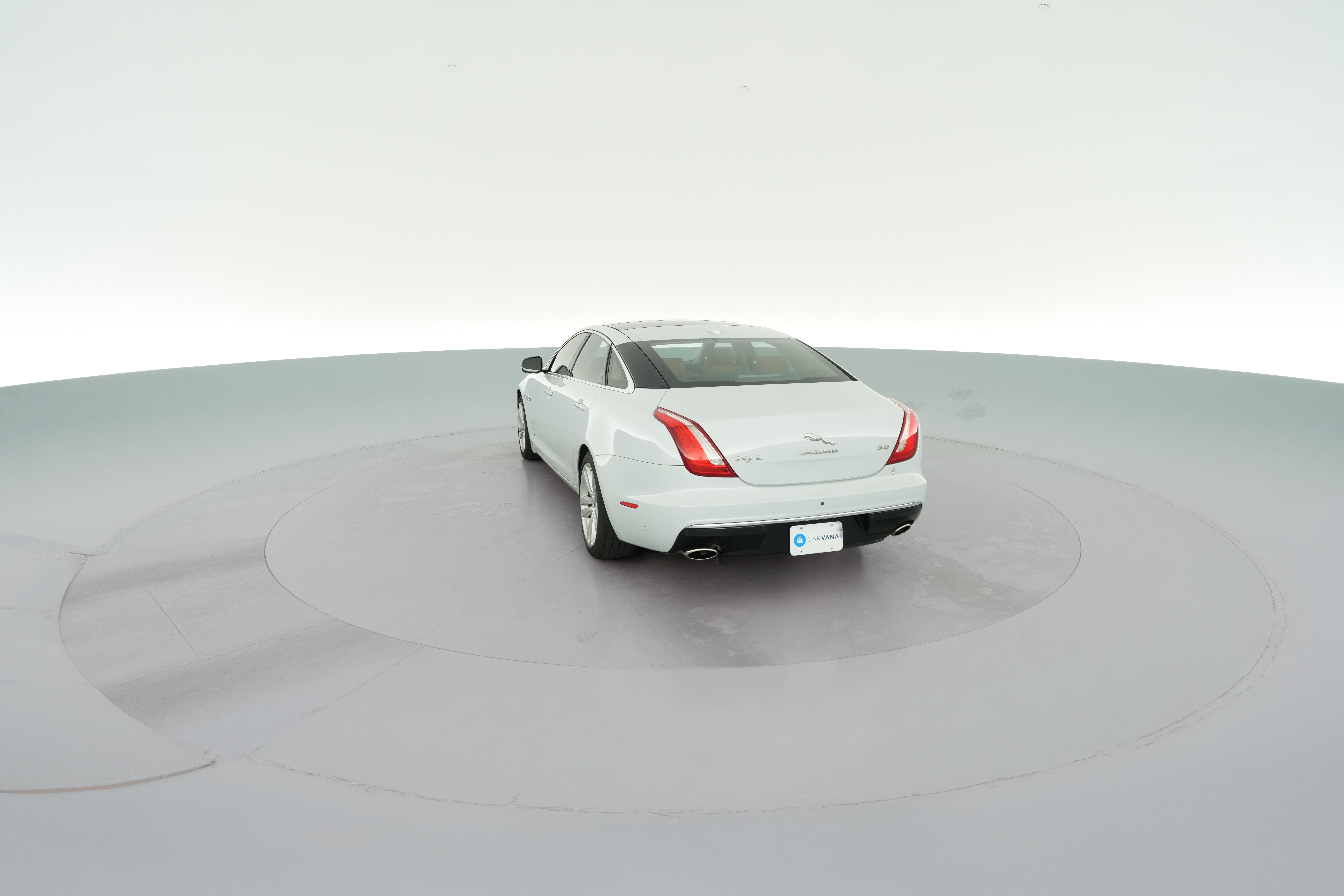 2016 Jaguar XJ Portfolio - Photo 33