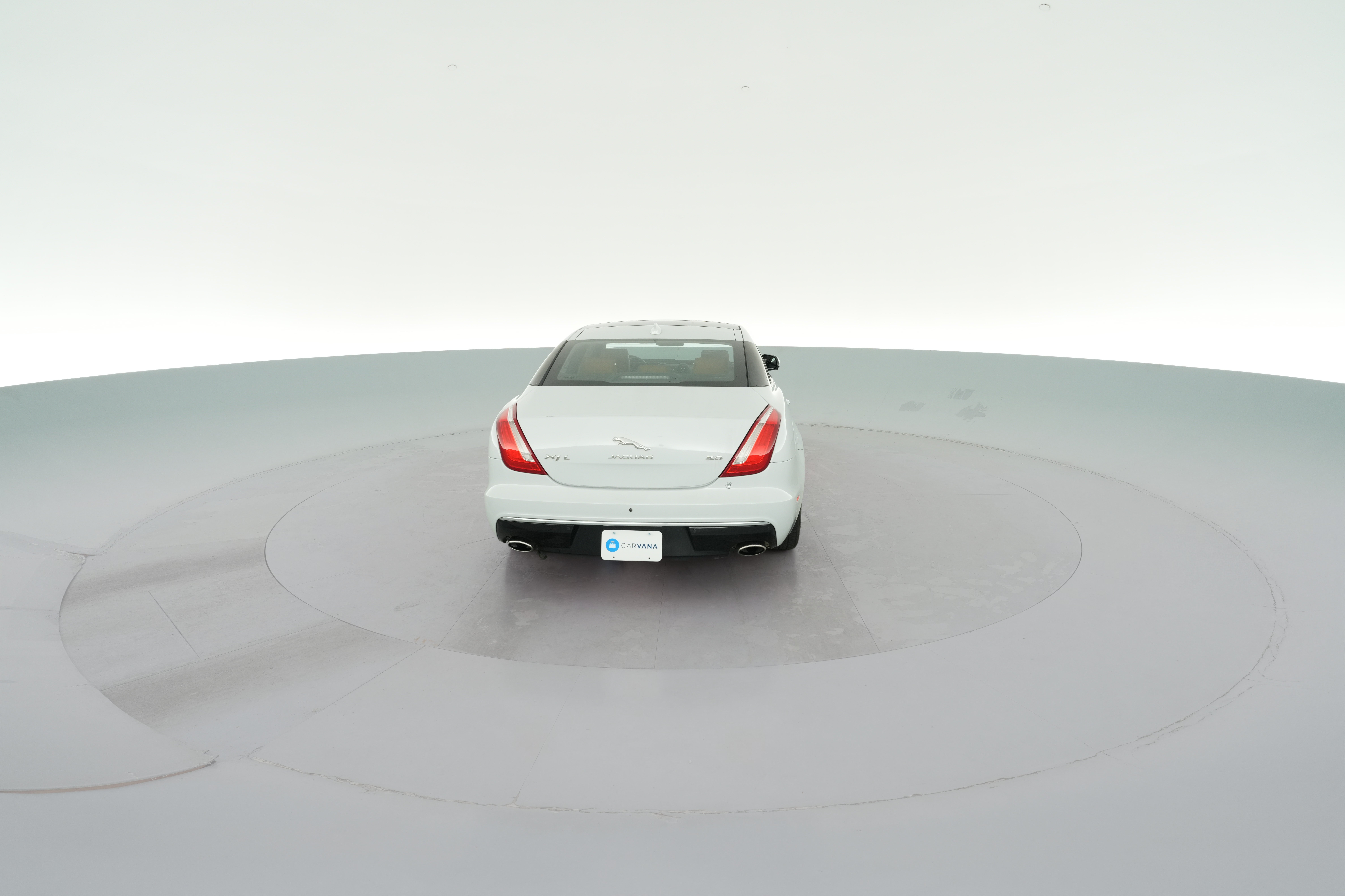 2016 Jaguar XJ Portfolio - Photo 34
