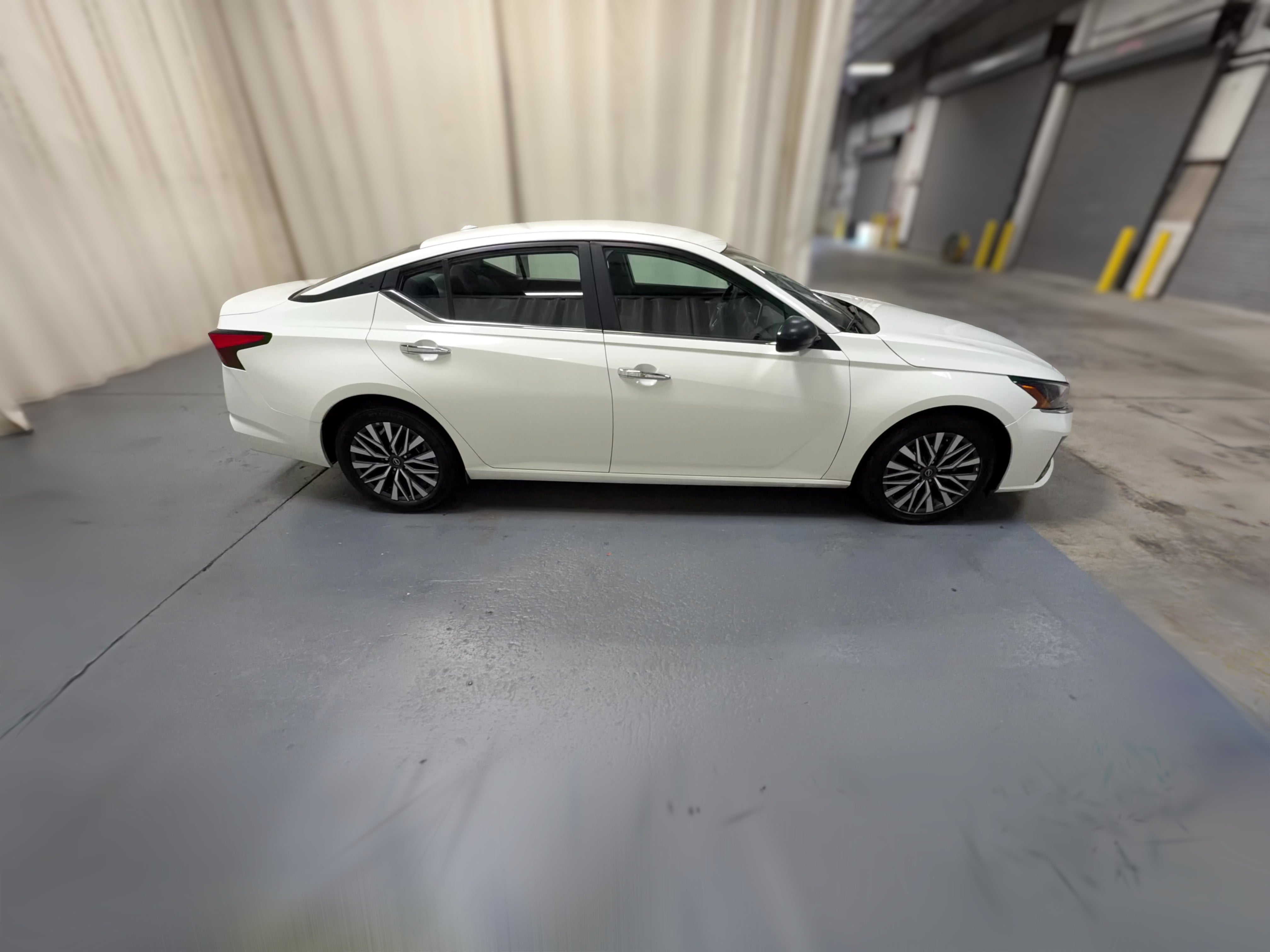 2025 Nissan Altima SV - Photo 29