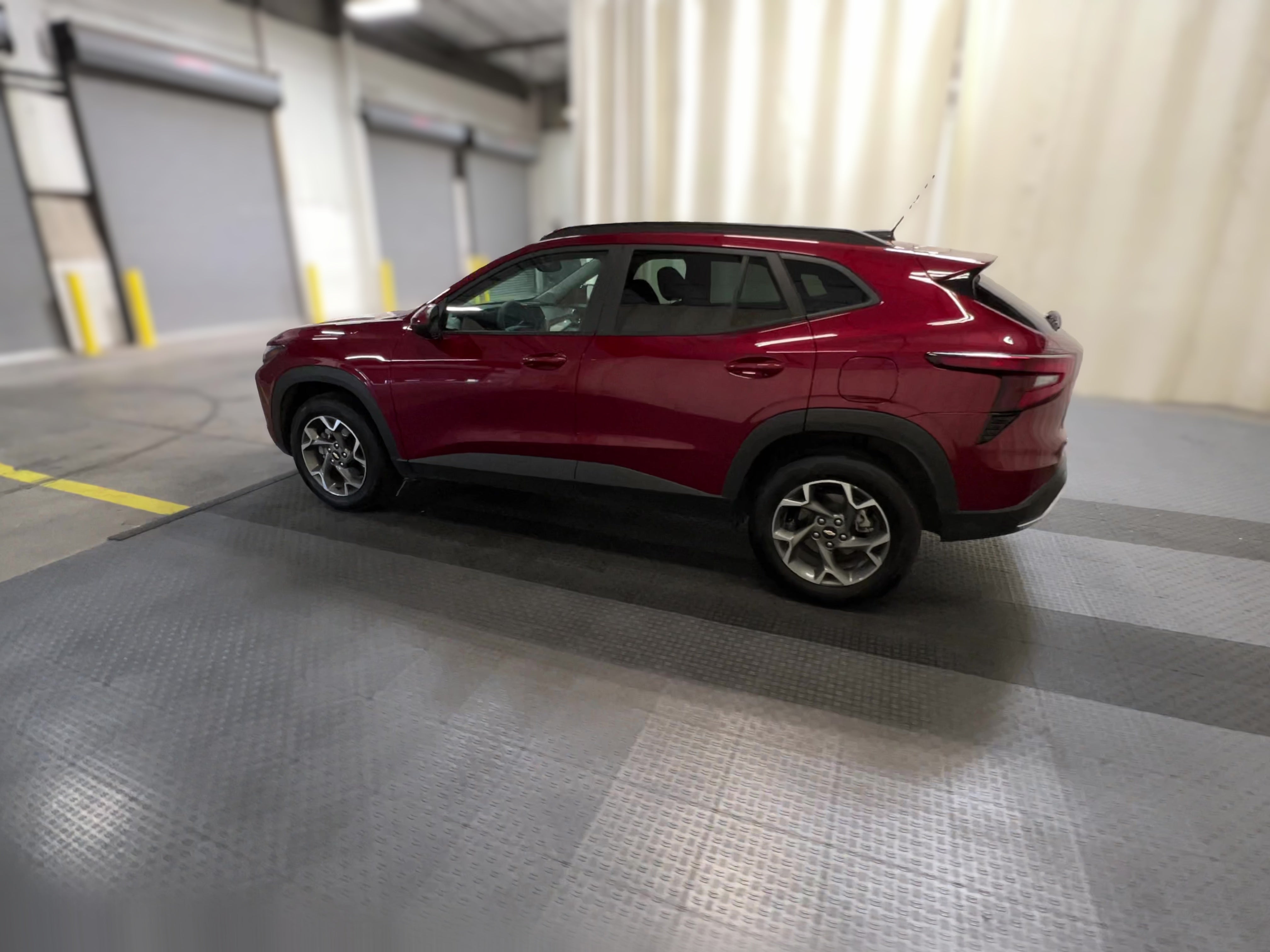 2025 Chevrolet Trax LT - Photo 22