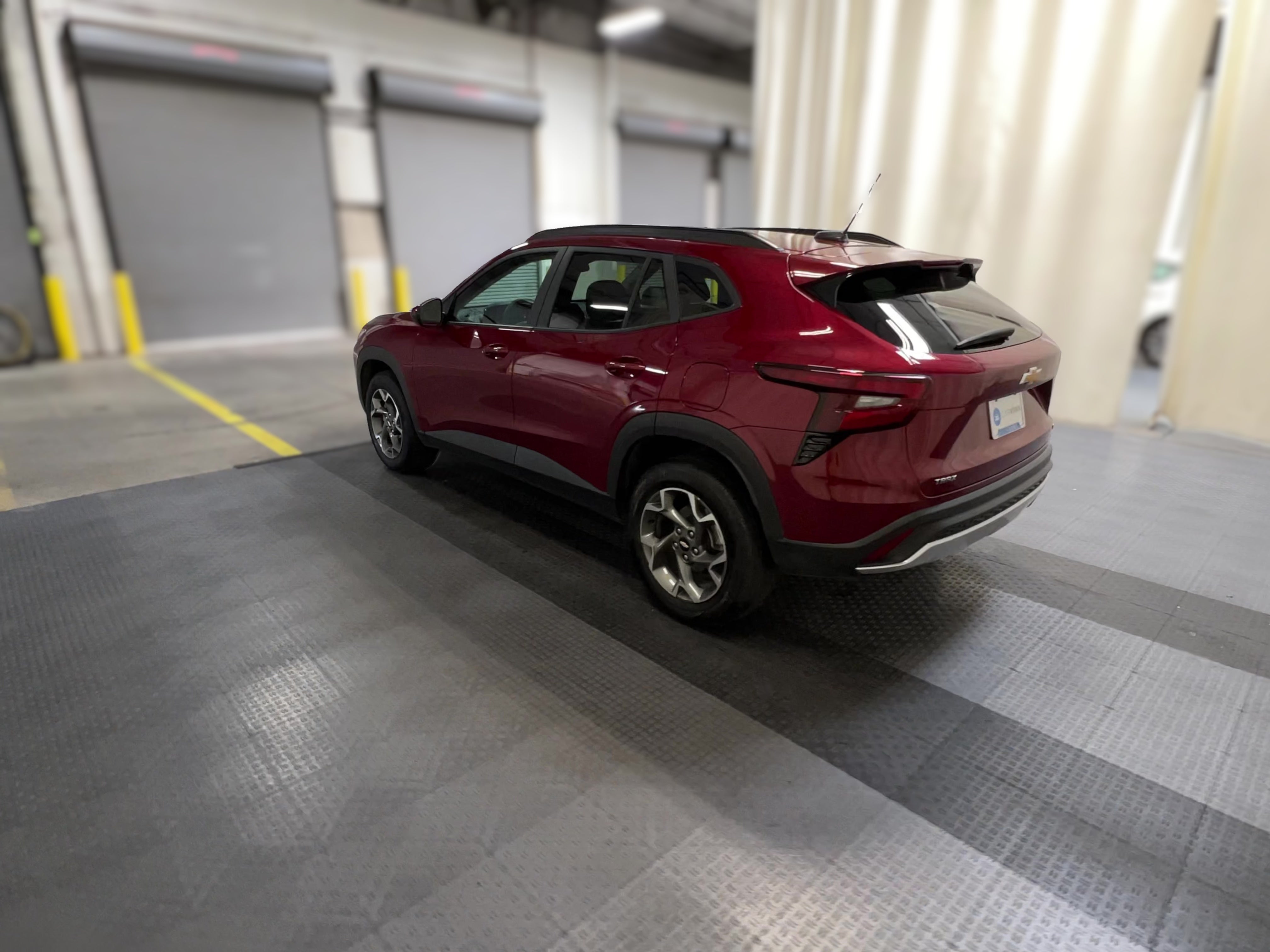 2025 Chevrolet Trax LT - Photo 23