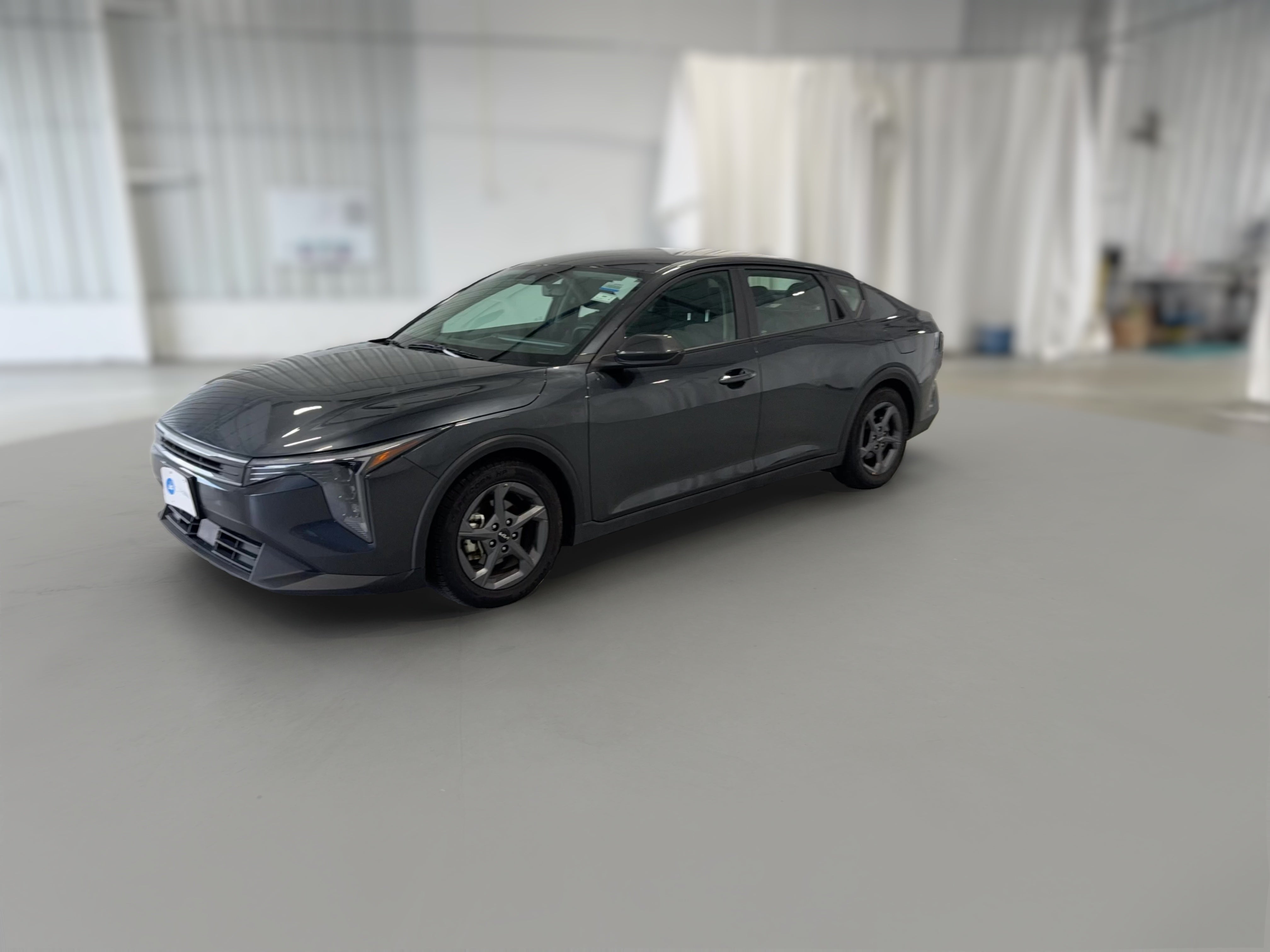 2025 Kia K4 LXS - Photo 25