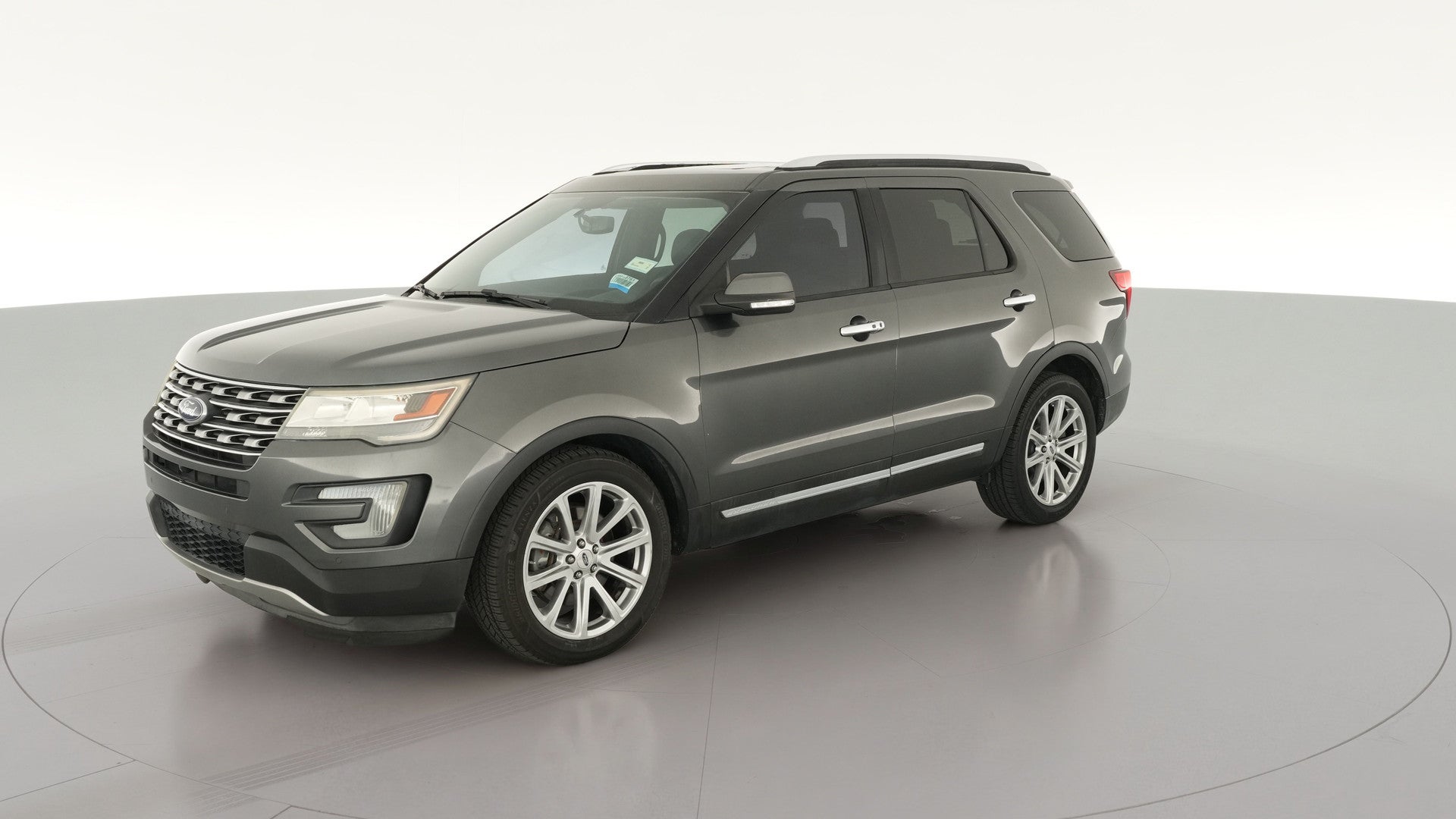 2017 Ford Explorer vehicle photo