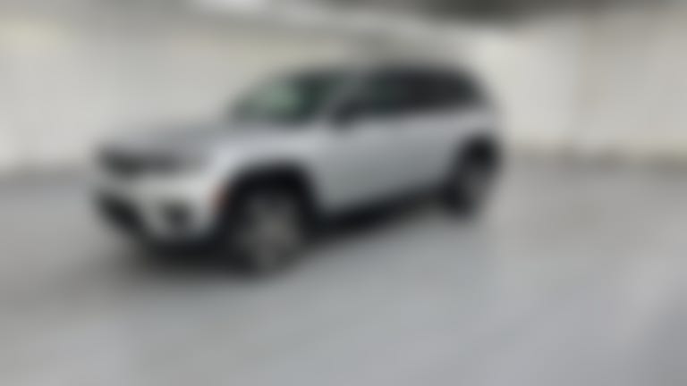 2023 Jeep Grand Cherokee vehicle photo