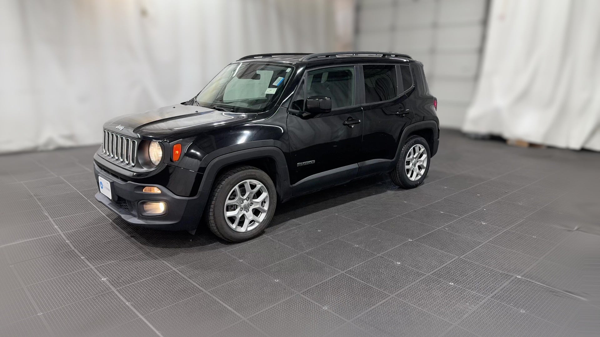 2017 Jeep Renegade vehicle photo