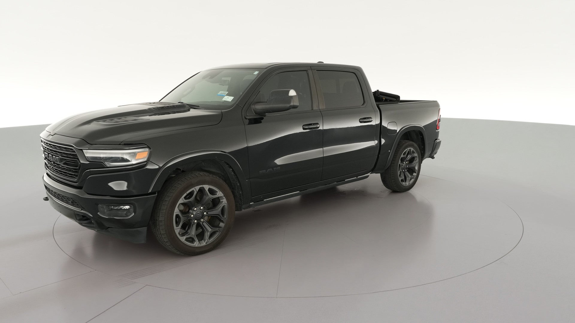 2021 Ram 1500 Crew Cab vehicle photo