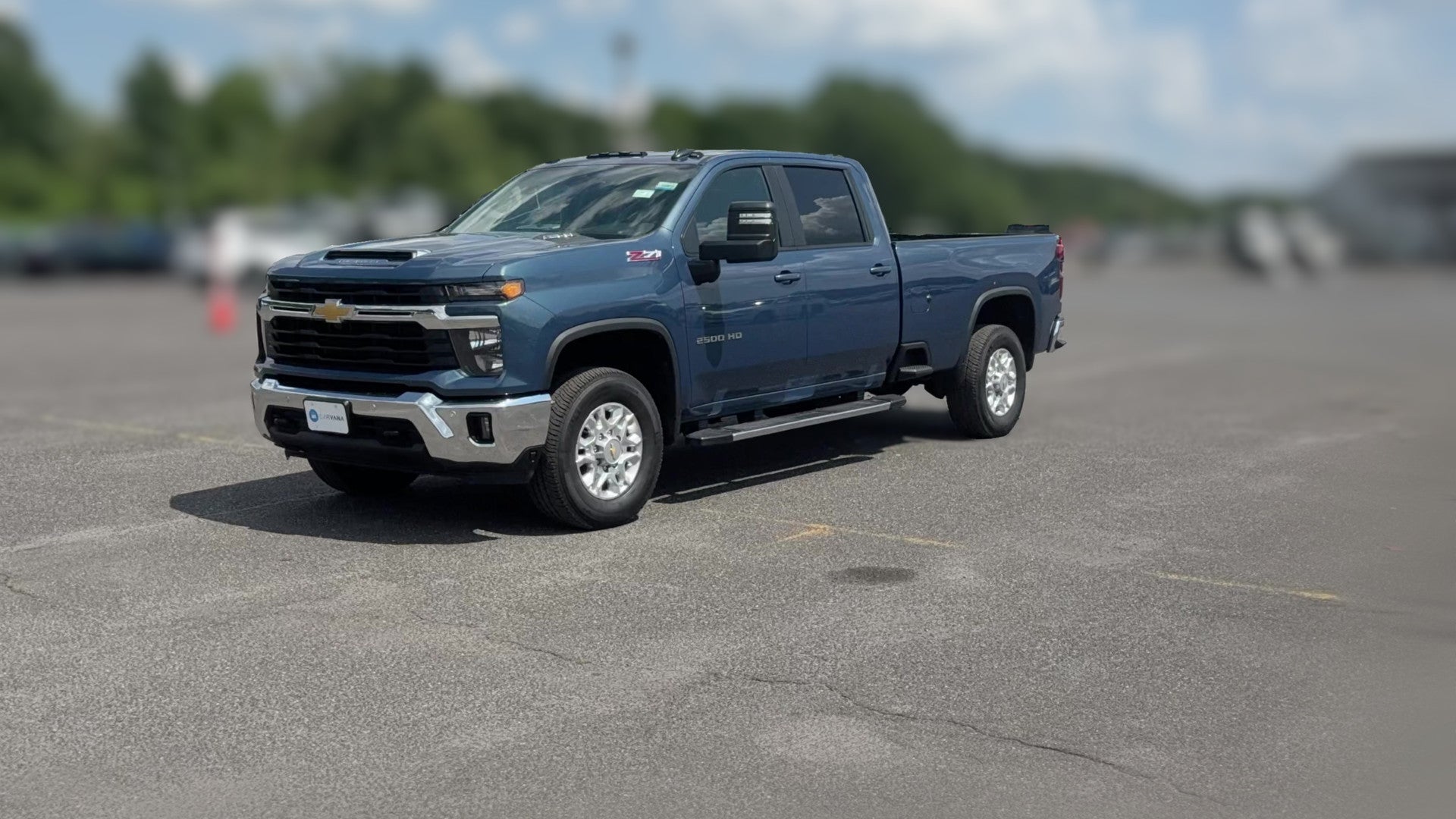 2025 Chevrolet Silverado 2500 HD Crew Cab vehicle photo