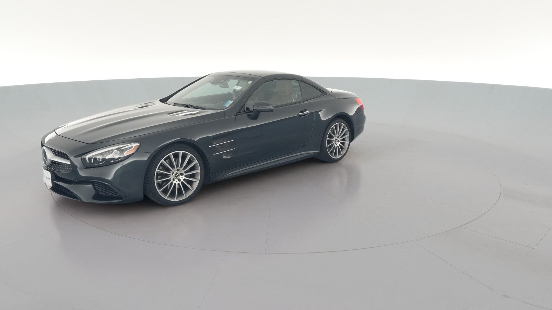 2017 Mercedes-Benz SL vehicle photo