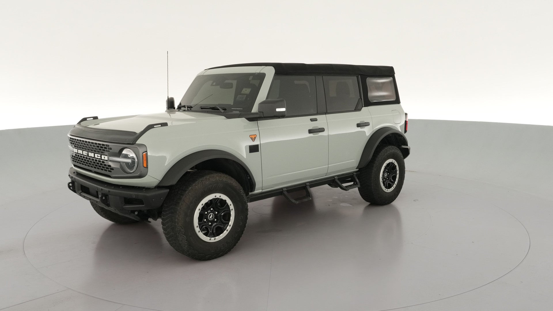 2021 Ford Bronco vehicle photo