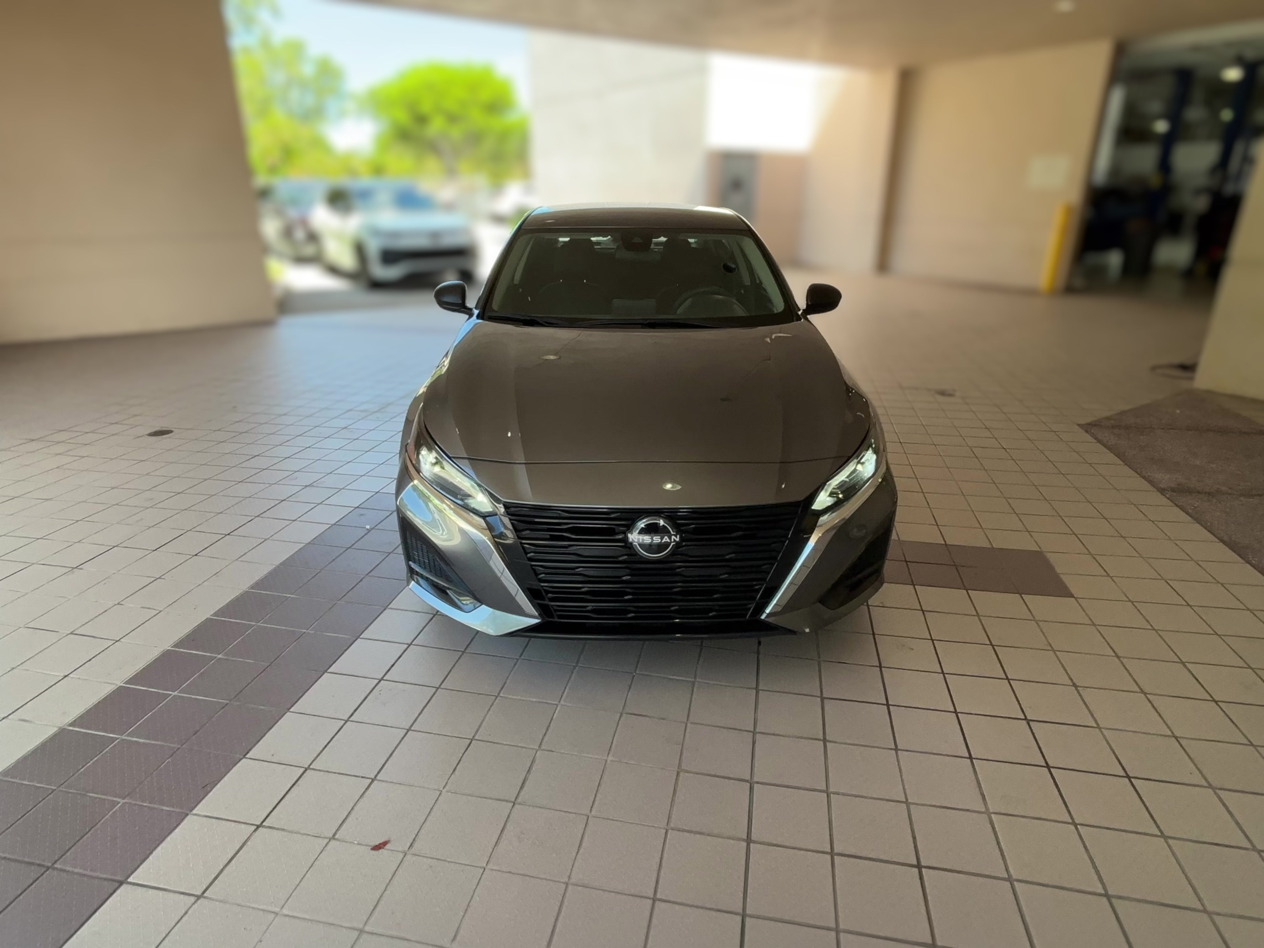 2025 Nissan Altima SV - Photo 16