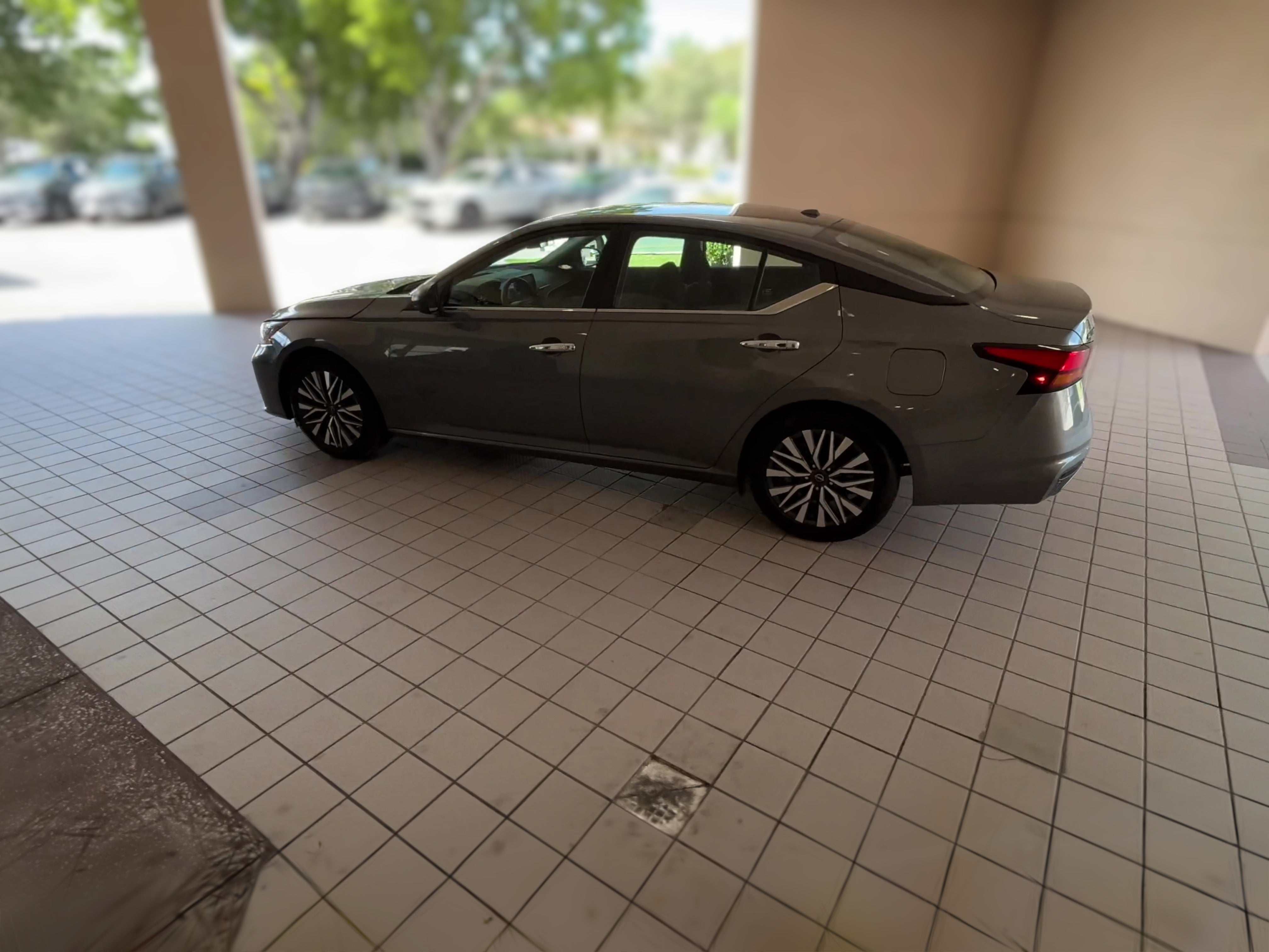 2025 Nissan Altima SV - Photo 21