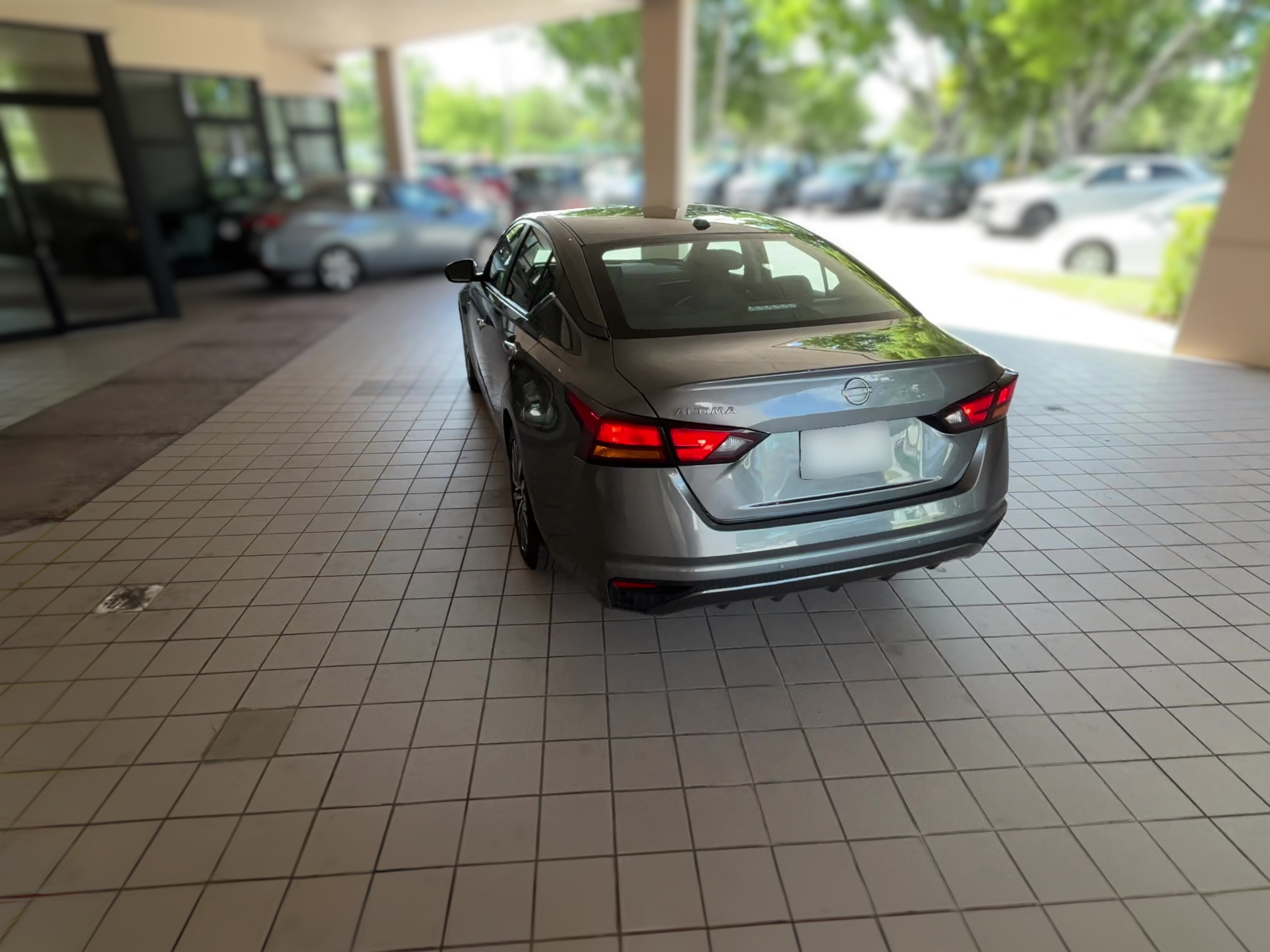 2025 Nissan Altima SV - Photo 23
