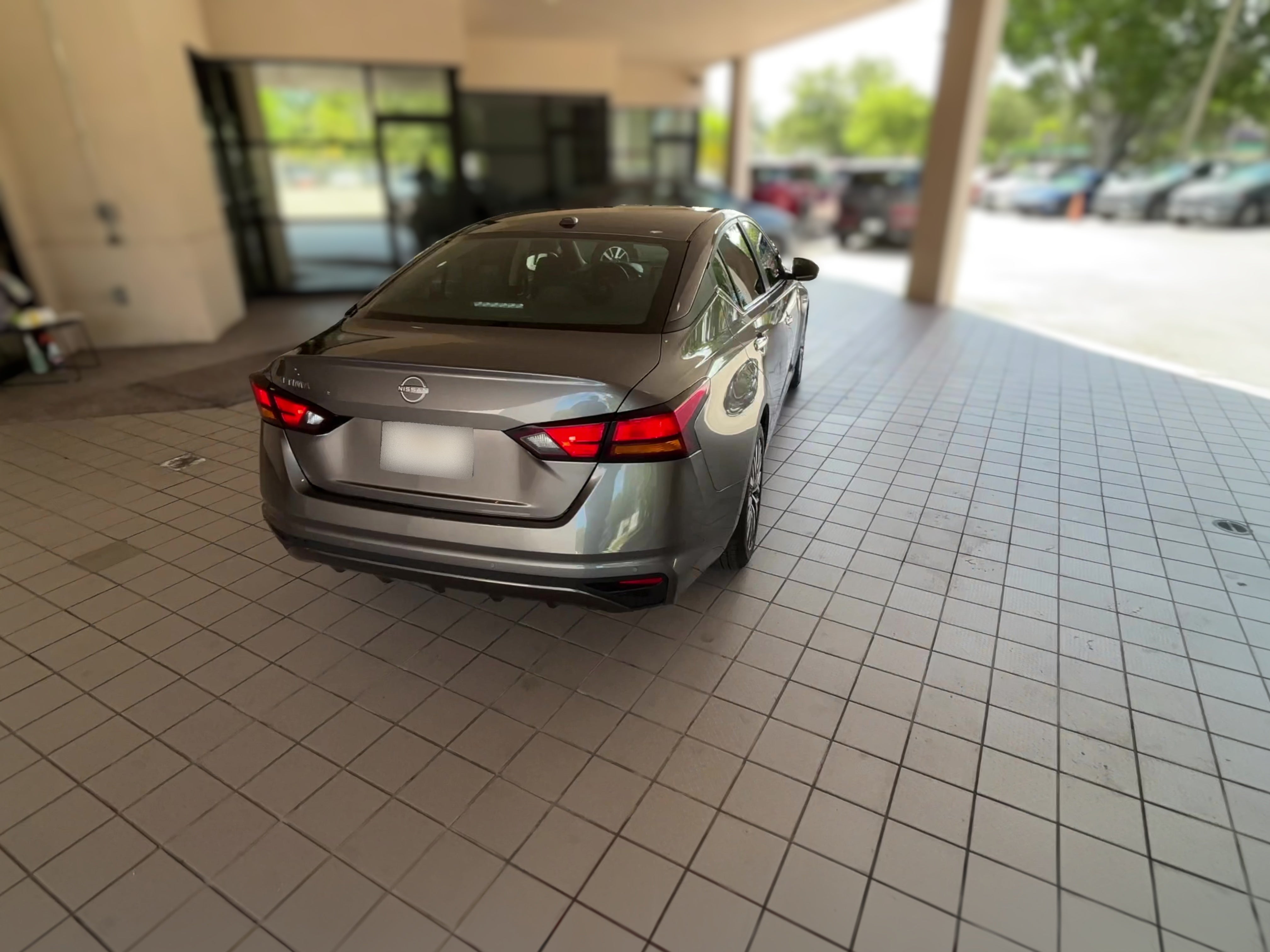 2025 Nissan Altima SV - Photo 25