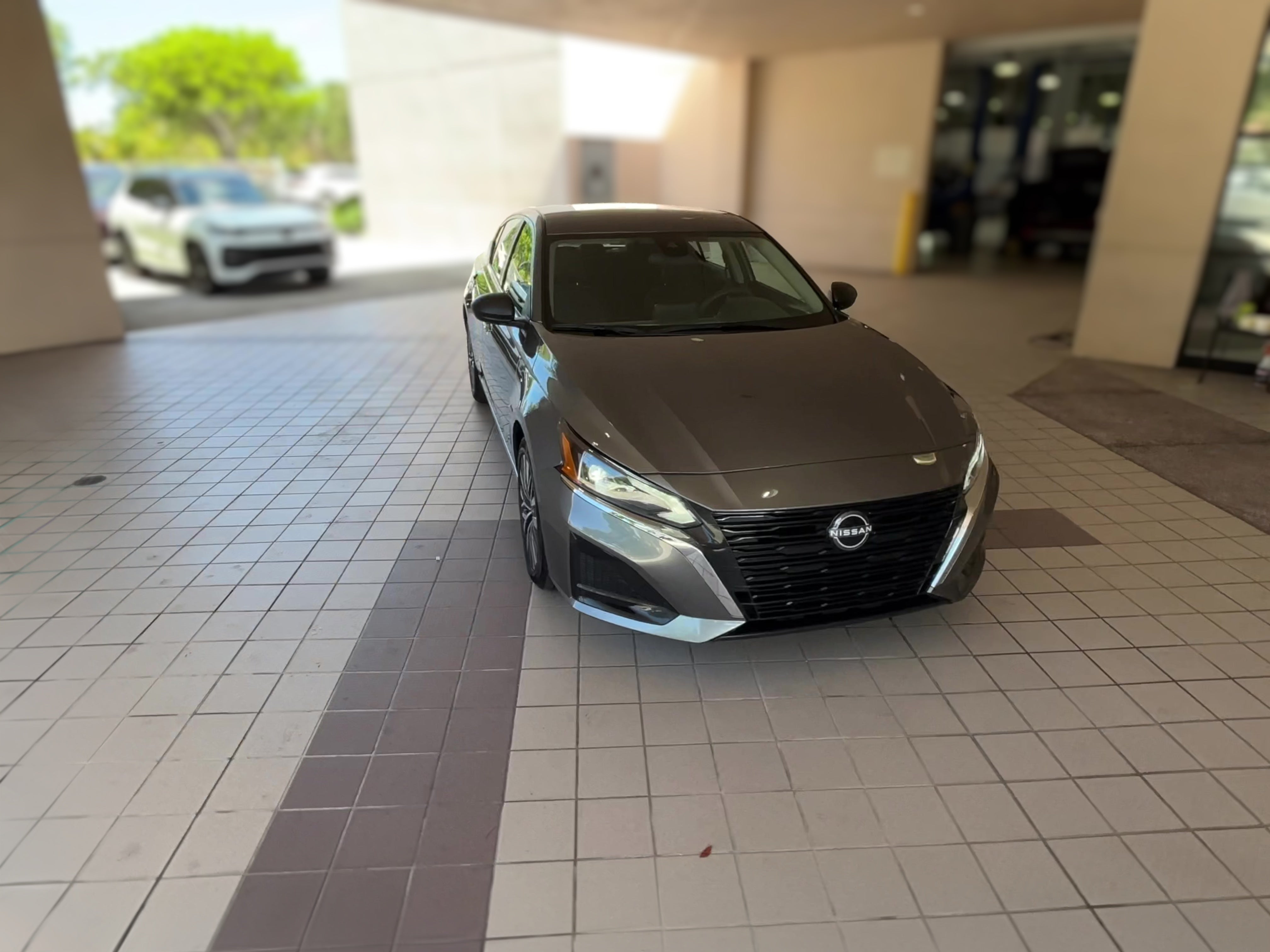 2025 Nissan Altima SV - Photo 31