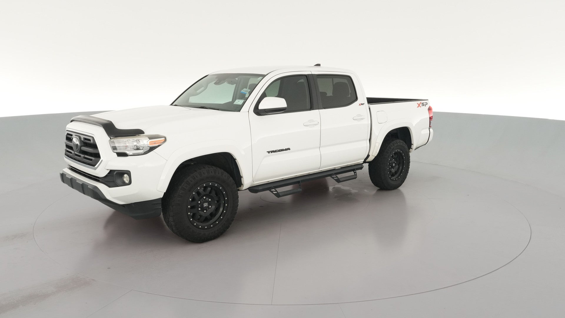 2018 Toyota Tacoma Double Cab vehicle photo