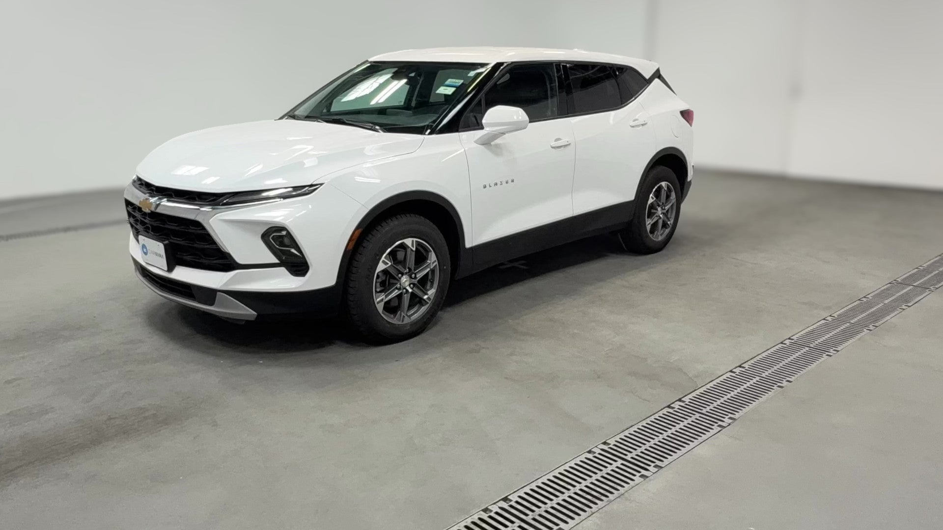 2025 Chevrolet Blazer vehicle photo