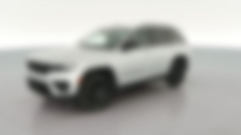 2024 Jeep Grand Cherokee vehicle photo