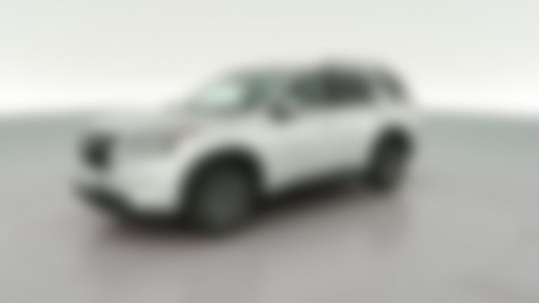 2025 Nissan Pathfinder vehicle photo