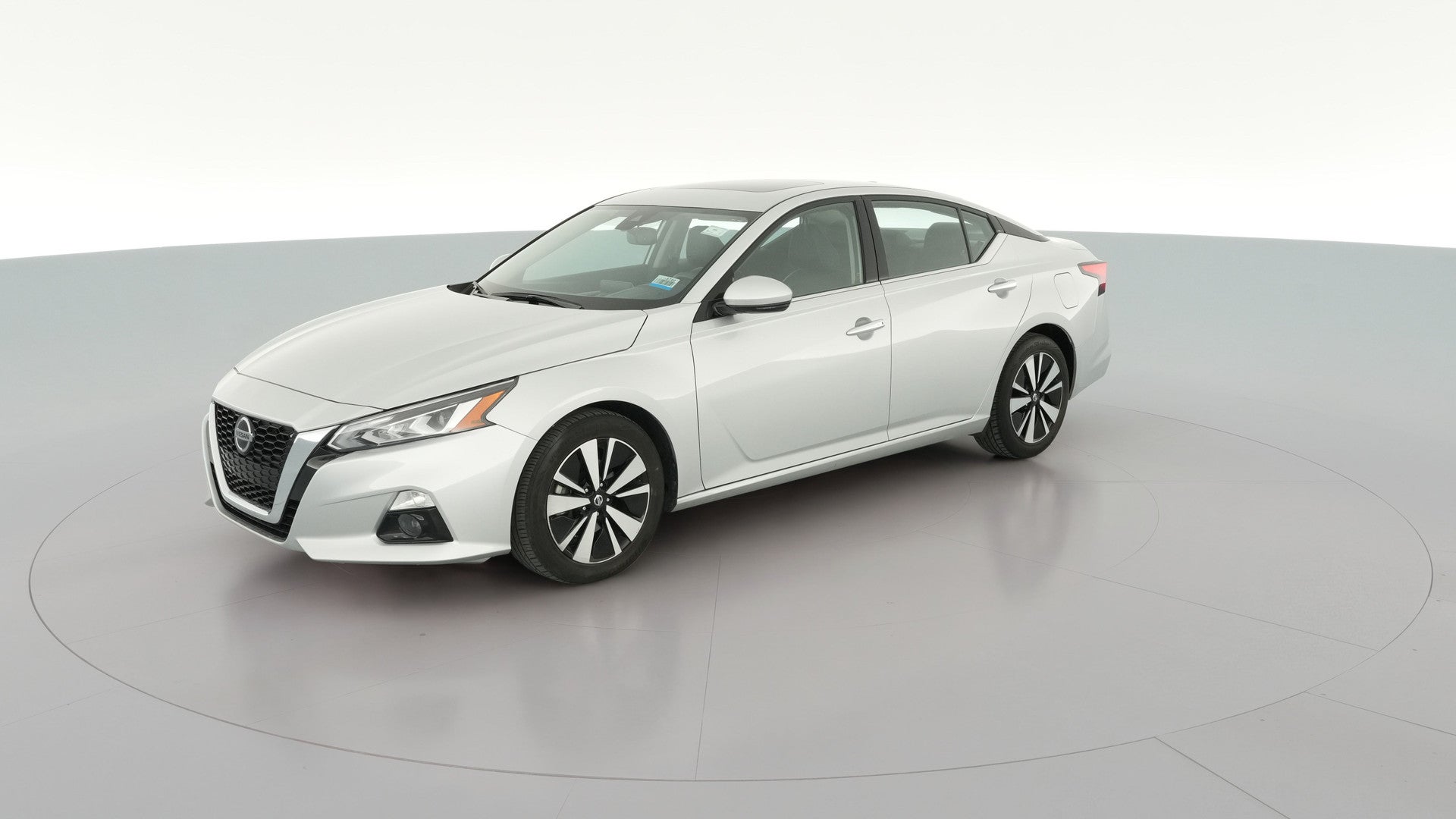 2019 Nissan Altima vehicle photo