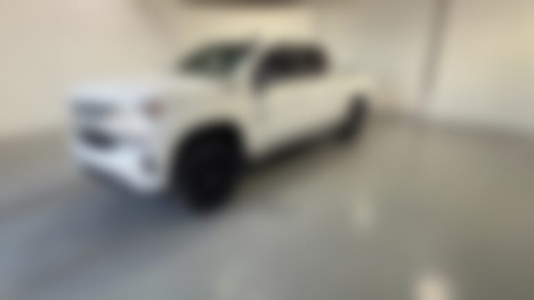 2021 Chevrolet Silverado 1500 Crew Cab vehicle photo