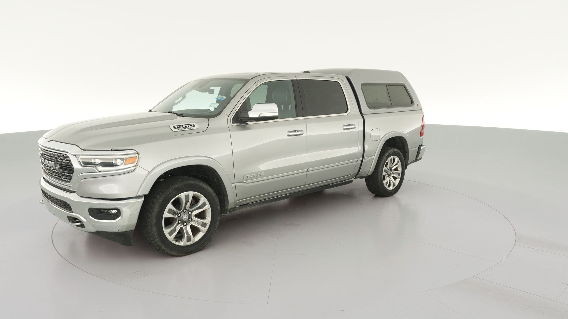 2022 Ram 1500 Crew Cab vehicle photo