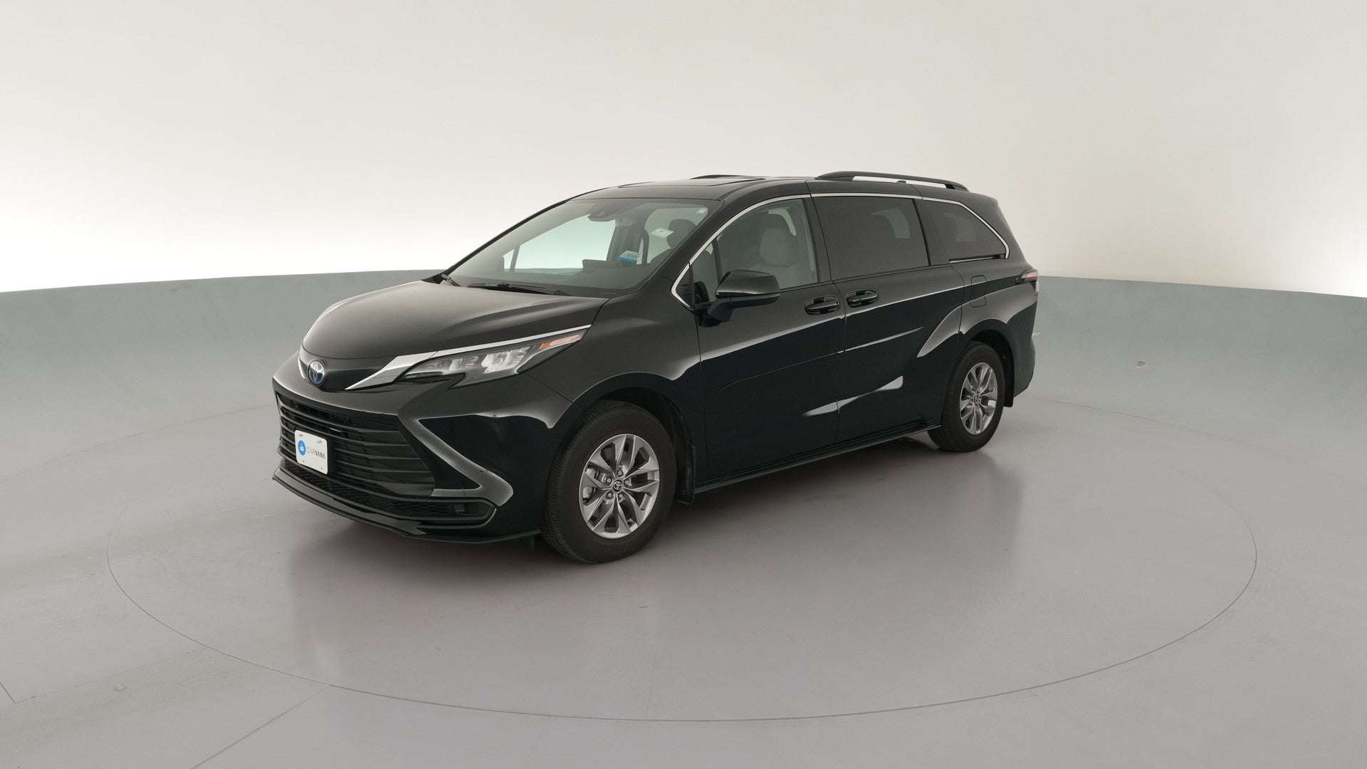 2025 Toyota Sienna vehicle photo
