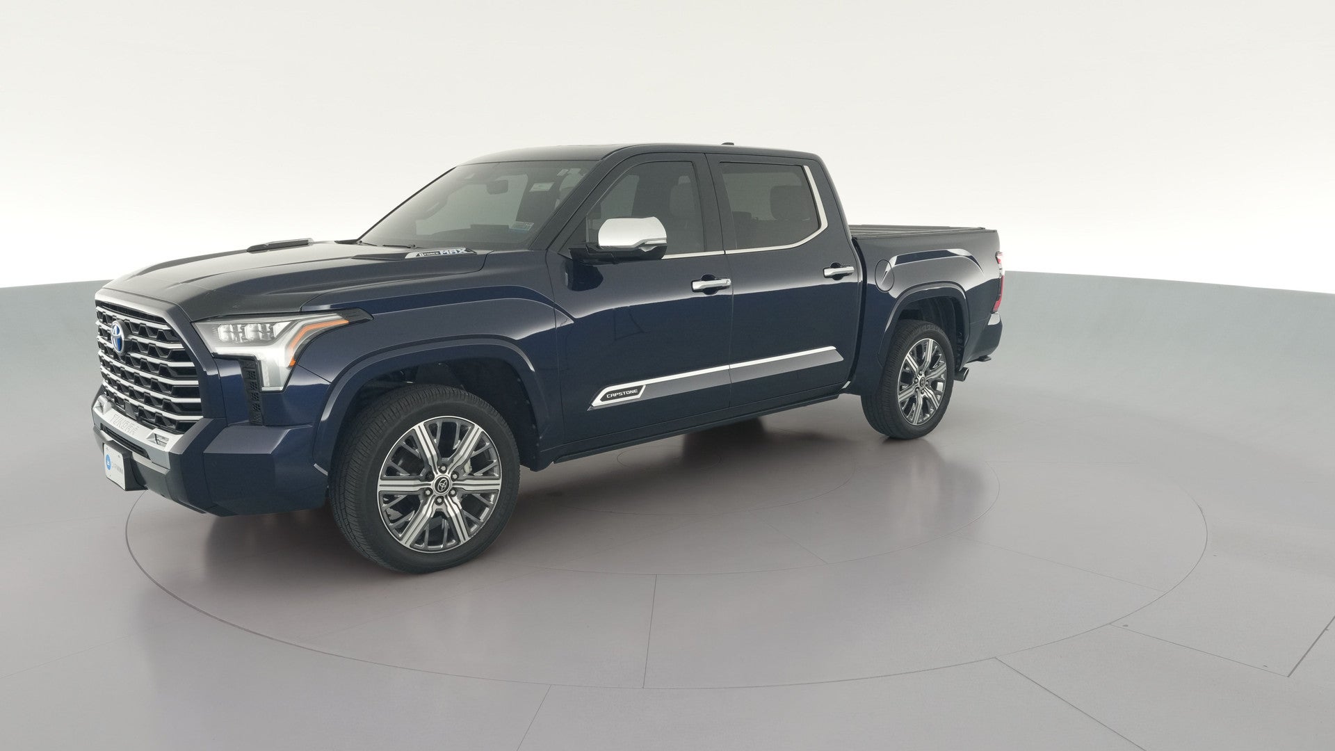 2022 Toyota Tundra Hybrid CrewMax vehicle photo