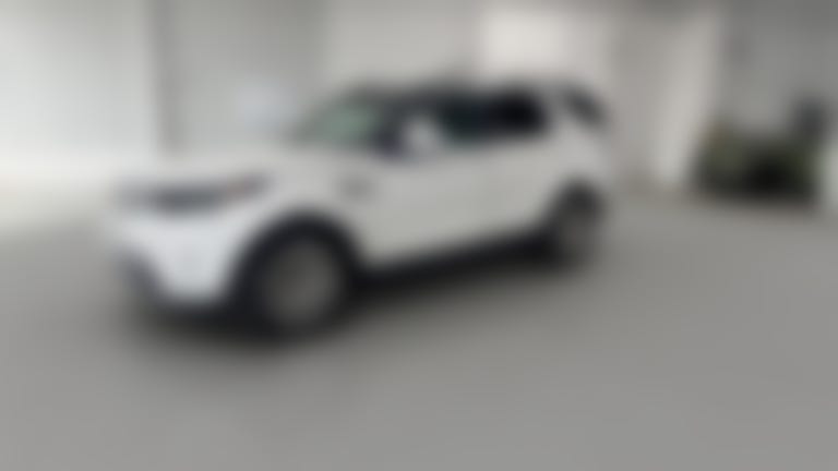 2018 Land Rover Discovery vehicle photo