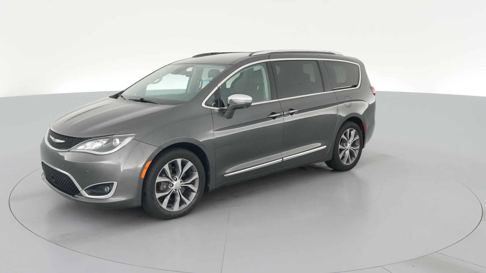 2018 Chrysler Pacifica vehicle photo